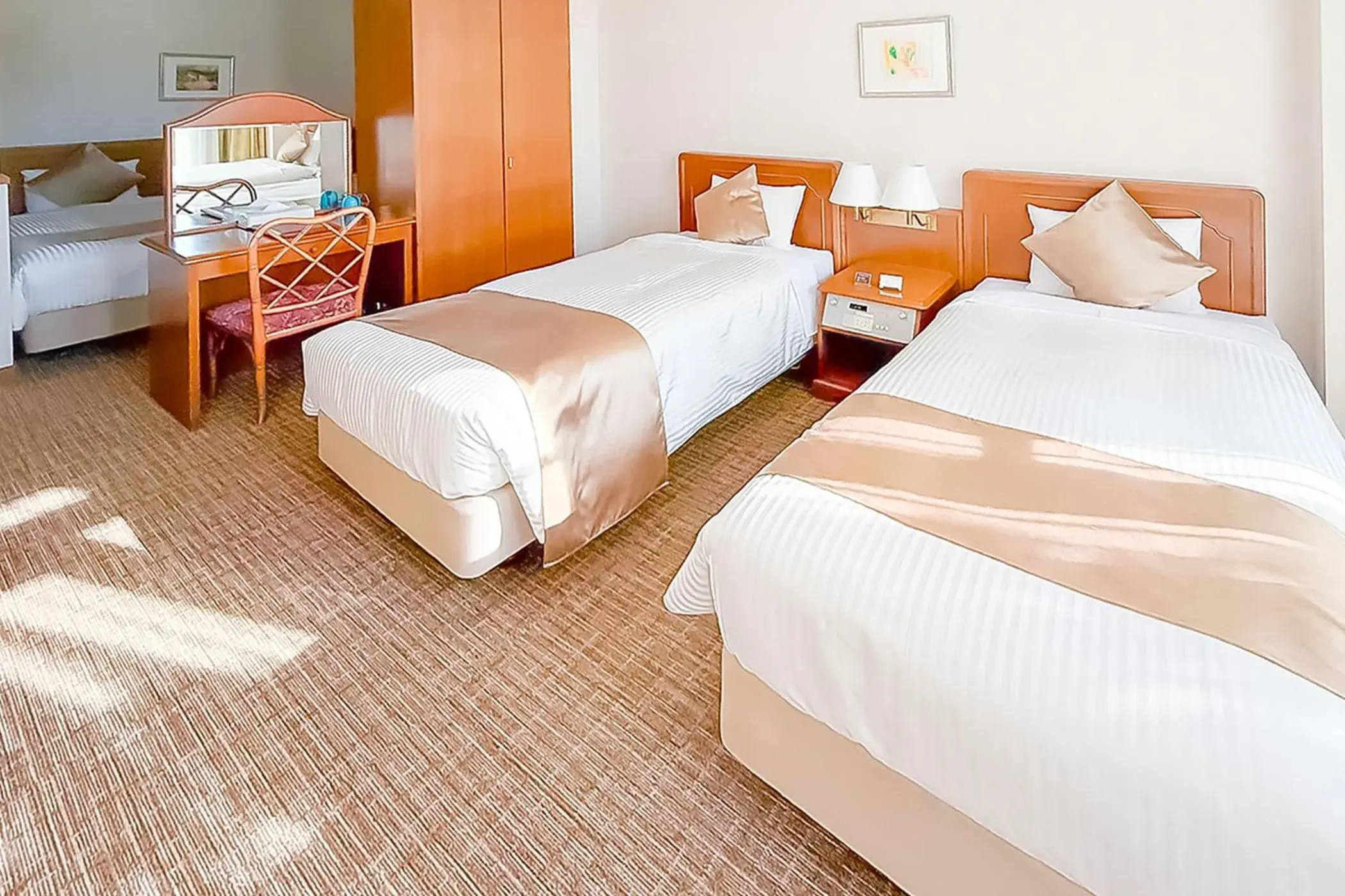 Superior Fourth Room - single occupancy - Non-Smoking - Private Bathroom in Ooedo Onsen Monogatari Premium Saikaibashi Superior Fourth Room - single occupancy - Non-Smoking - Private Bathroom in Ooedo Onsen Monogatari Premium Saikaibashi