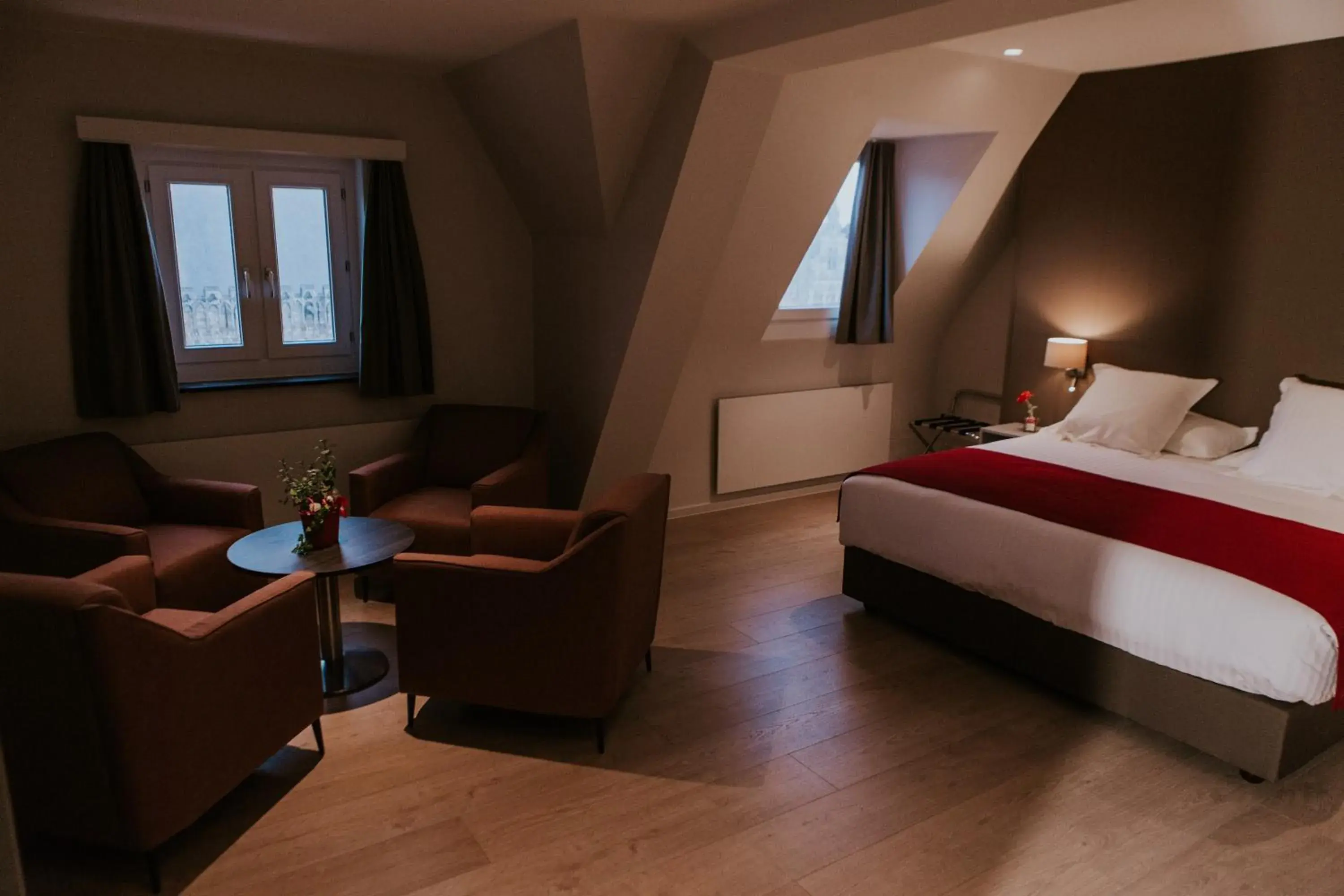 Junior Suite in Hotel New Regina Junior Suite in Hotel New Regina