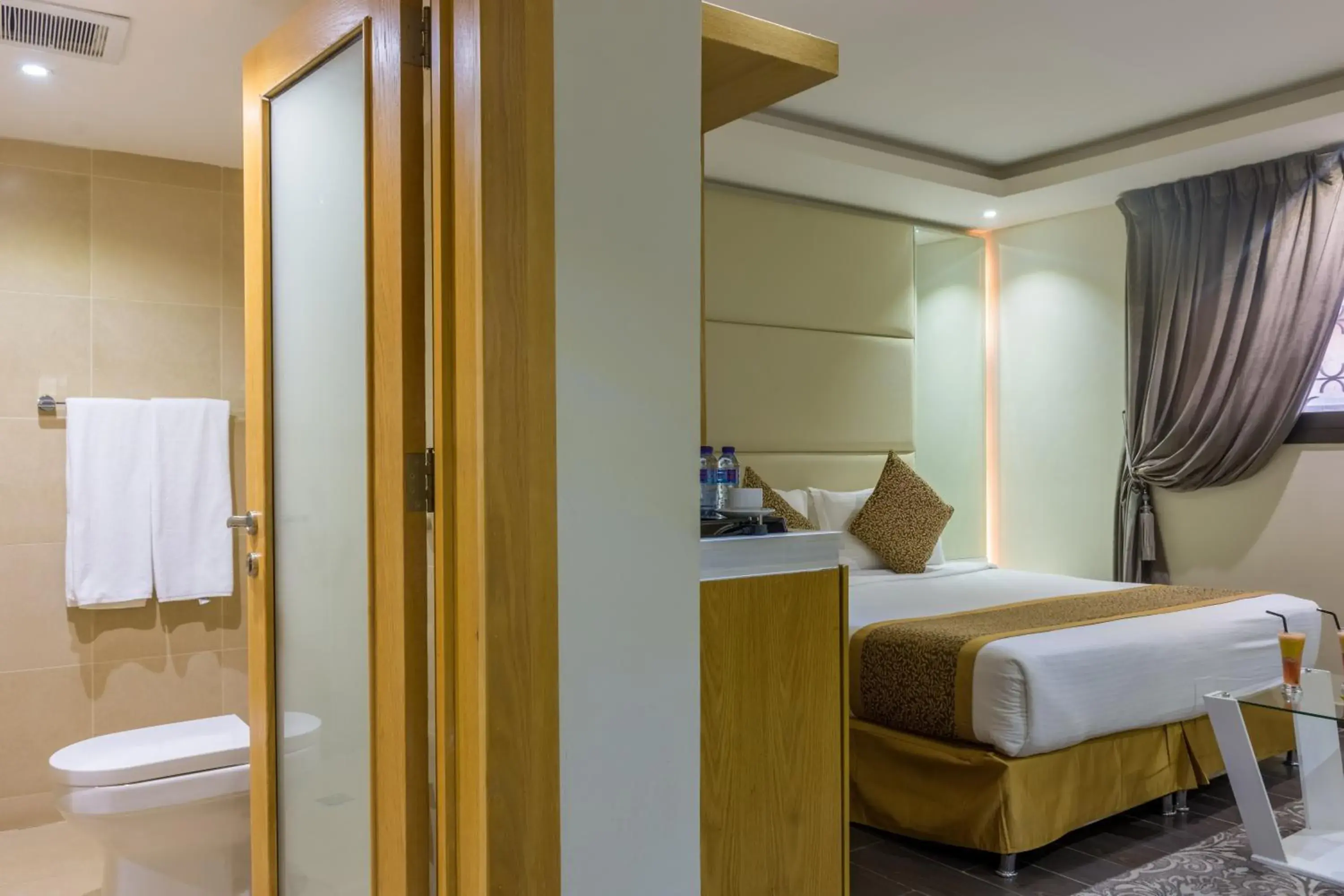 One-Bedroom Apartment in Al Muahidb Residence Al Takhasossi 4 One-Bedroom Apartment in Al Muahidb Residence Al Takhasossi 4