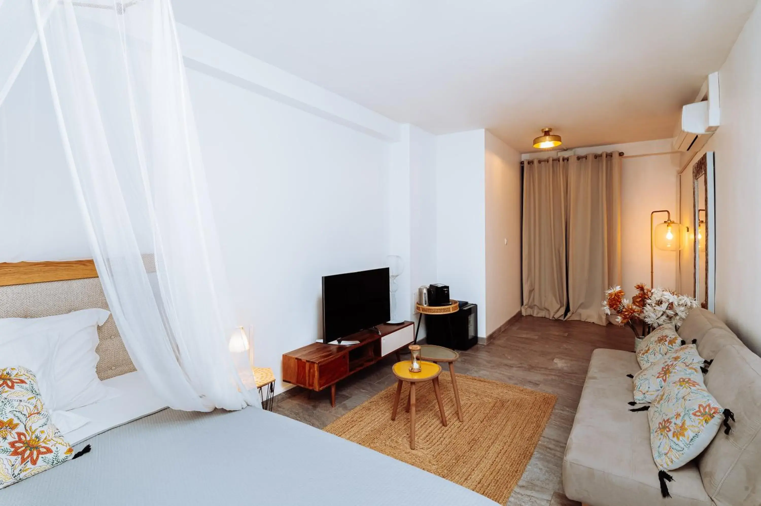 Deluxe Double Room in Apolline Deluxe Double Room in Apolline