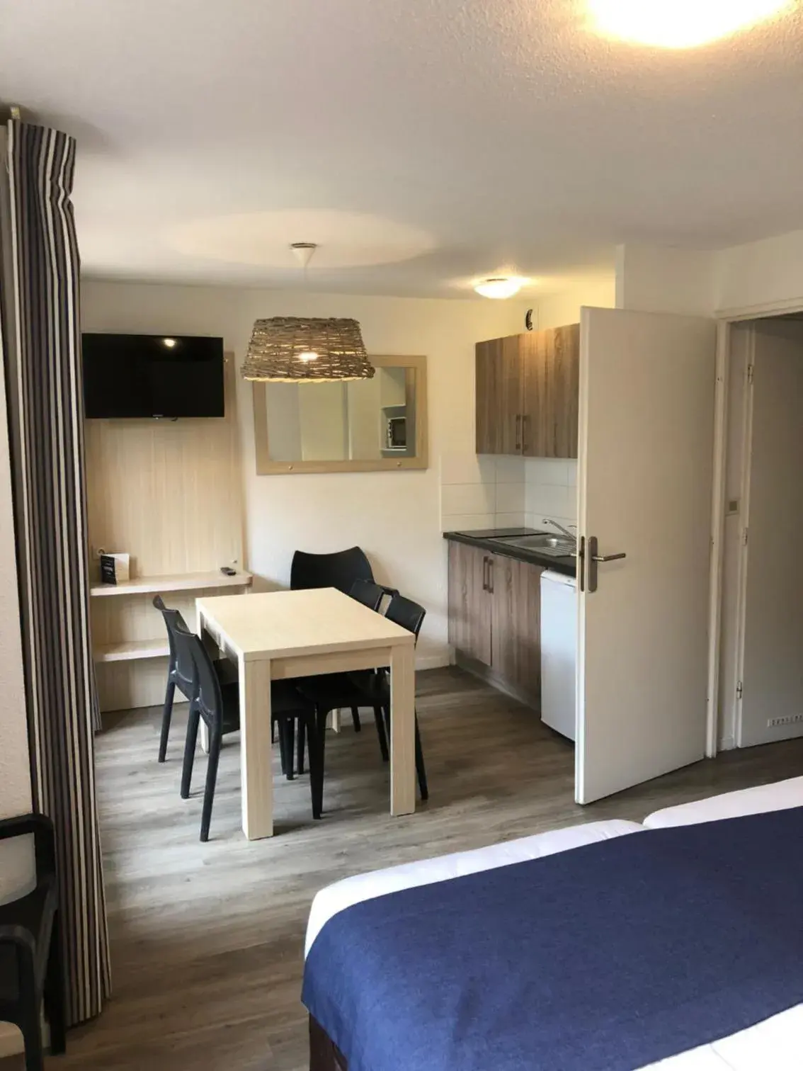 Family Room (6 People) in Hippotel Family Room (6 People) in Hippotel