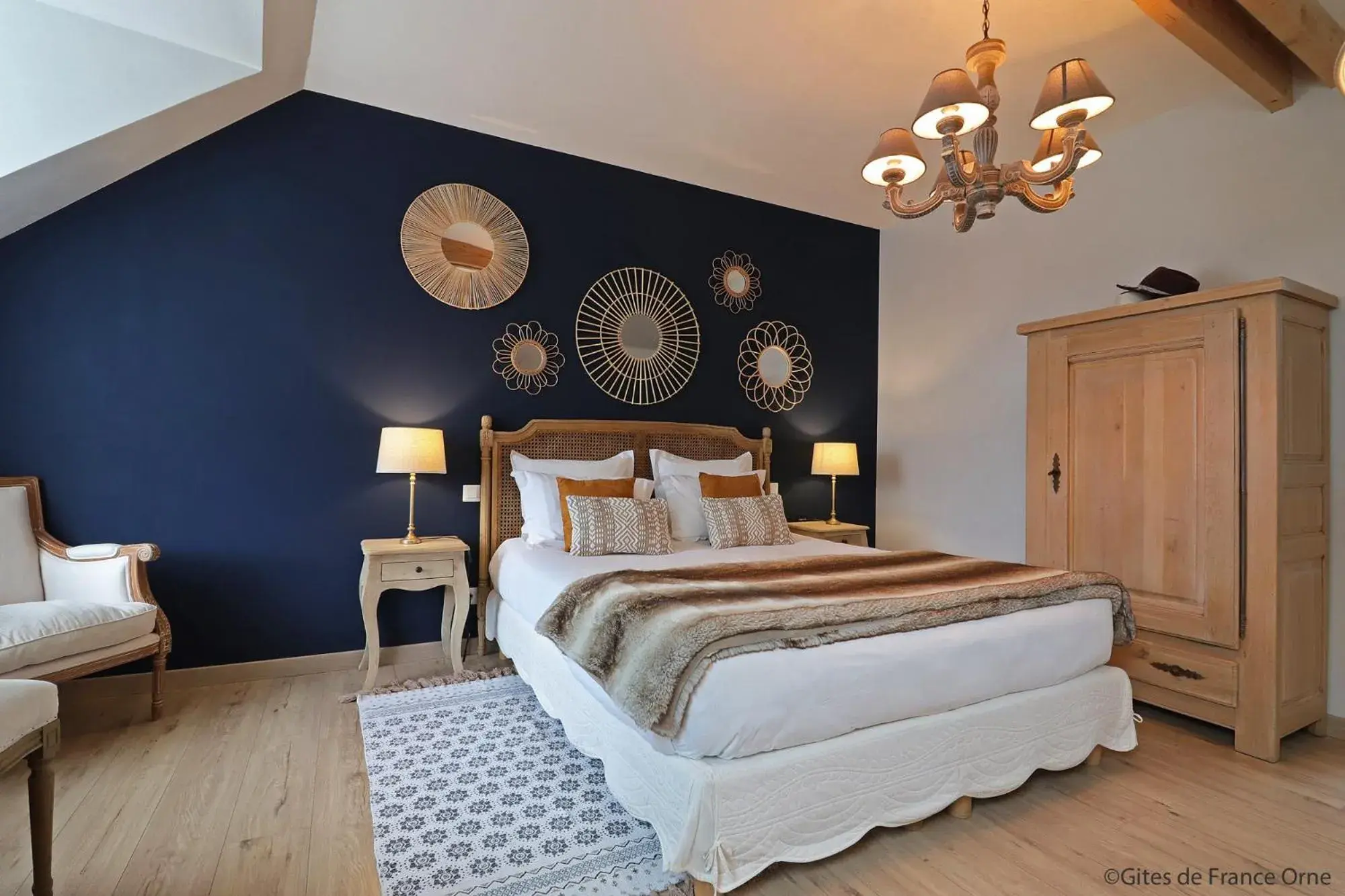 Double Room in La Grange Bagnolaise Double Room in La Grange Bagnolaise