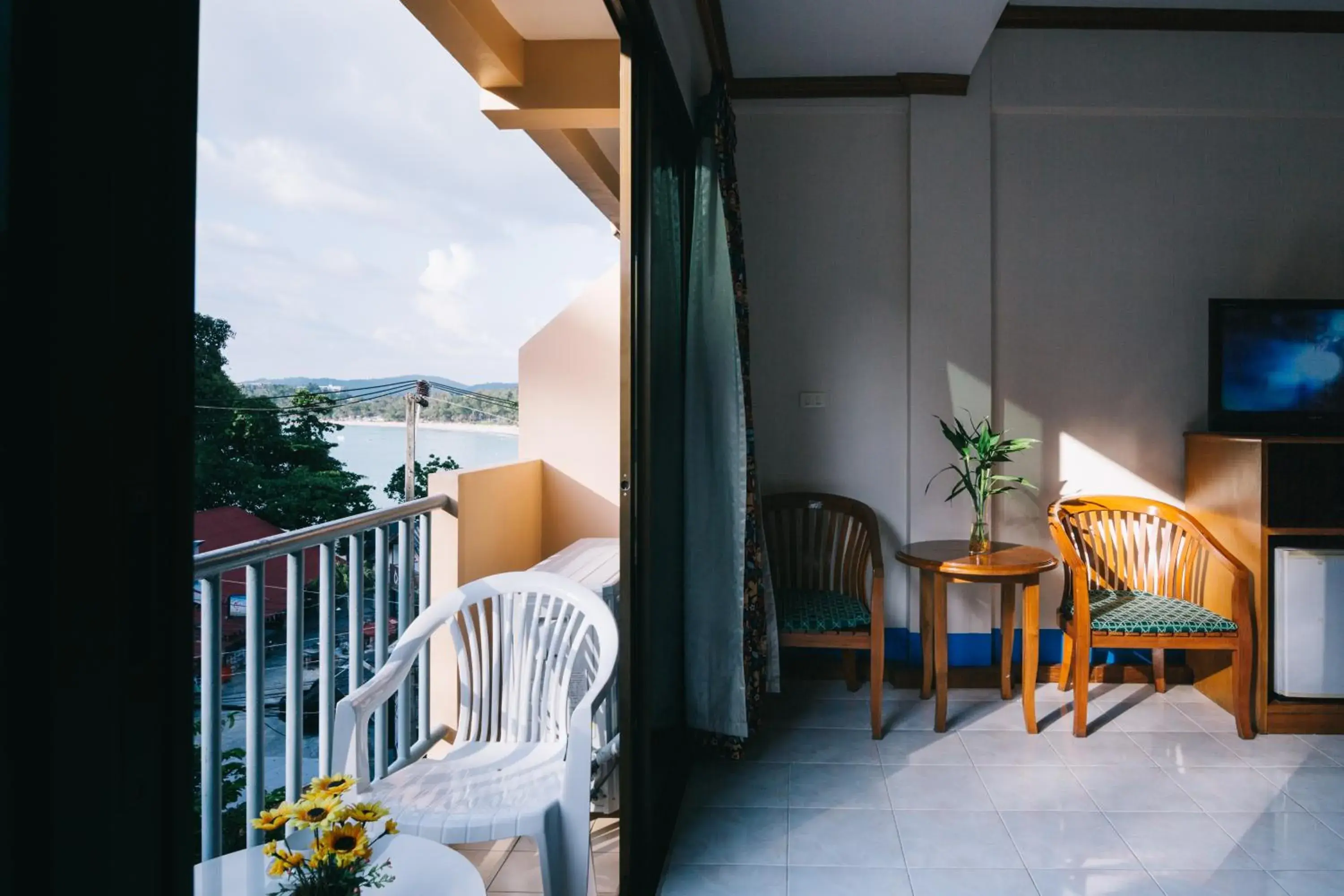 Twin Room with Sea View in Kata Sun Beach Hotel Twin Room with Sea View in Kata Sun Beach Hotel