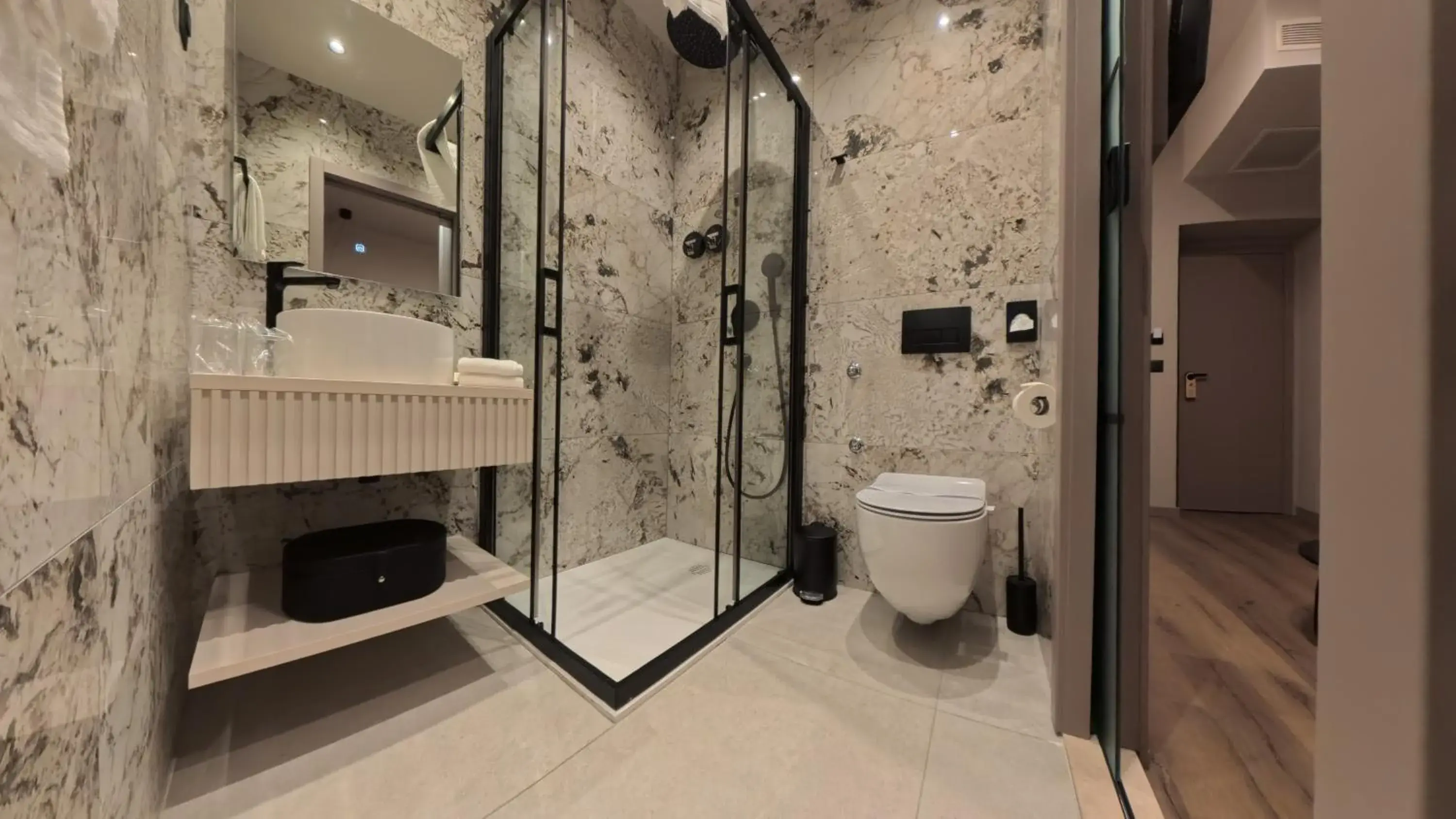 Standard Double Room in Hotel Aquarius Dubrovnik Standard Double Room in Hotel Aquarius Dubrovnik