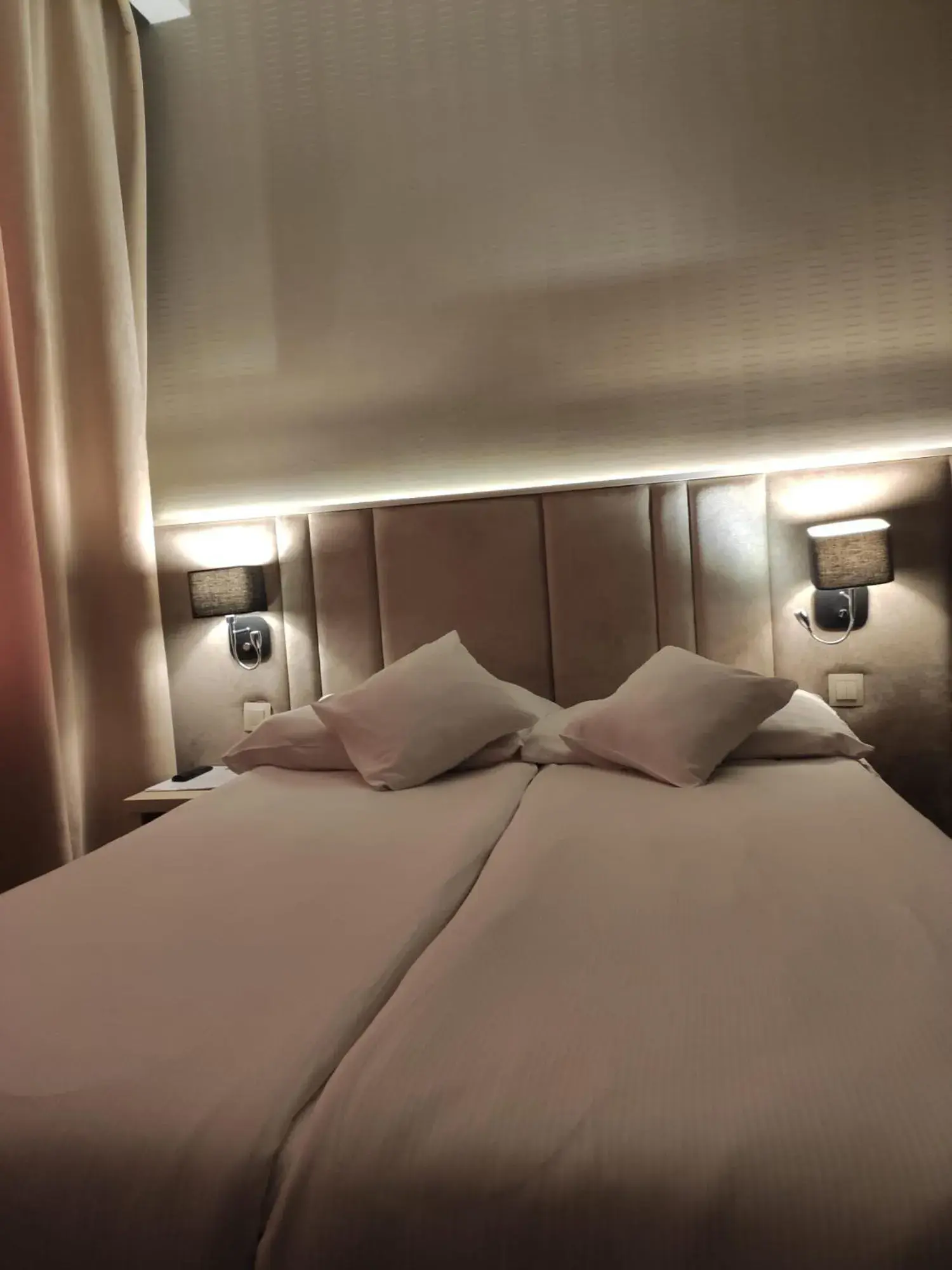 Double Room in Art Hotel's Sosnowiec Double Room in Art Hotel's Sosnowiec