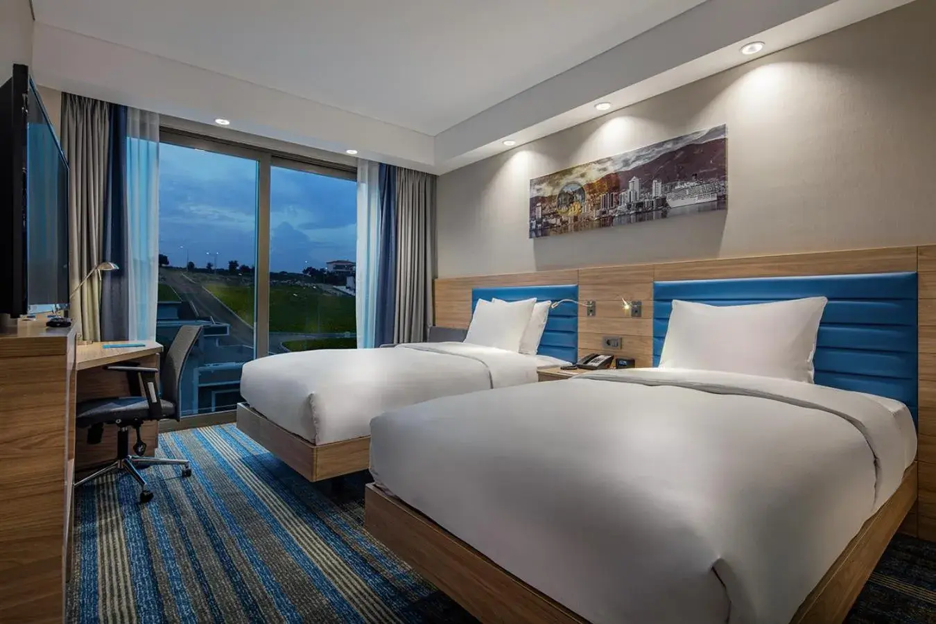 Twin Room - Non-Smoking in Hampton By Hilton Izmir Aliaga Twin Room - Non-Smoking in Hampton By Hilton Izmir Aliaga