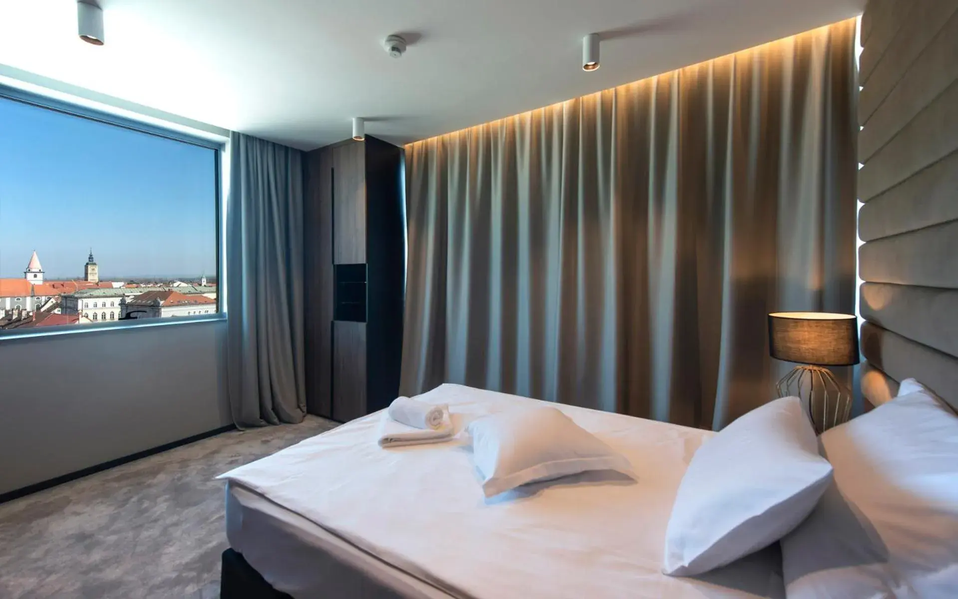 Single Room - single occupancy - Disability Access in Hotel Turist Single Room - single occupancy - Disability Access in Hotel Turist