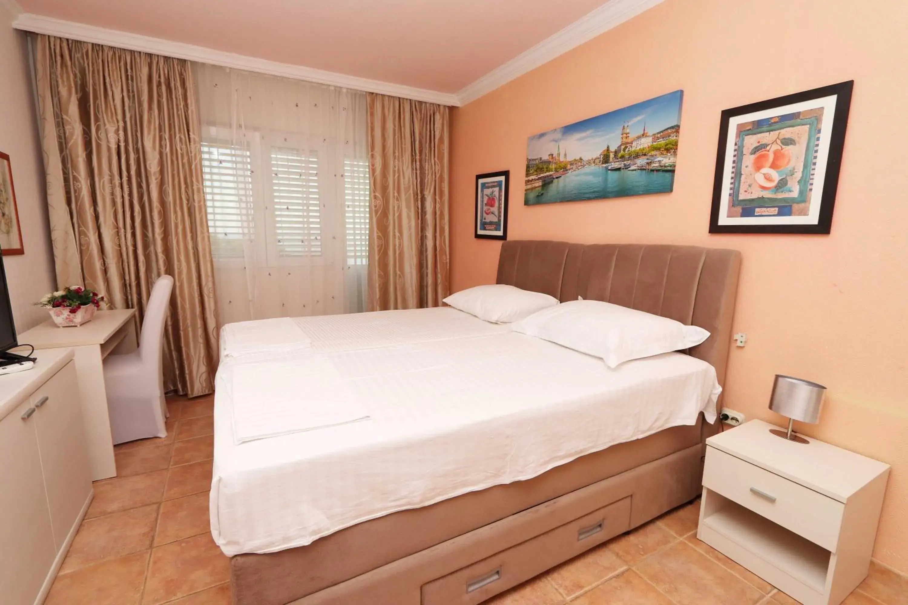 Double Room in Hotel Pansion Villa Antonio Double Room in Hotel Pansion Villa Antonio