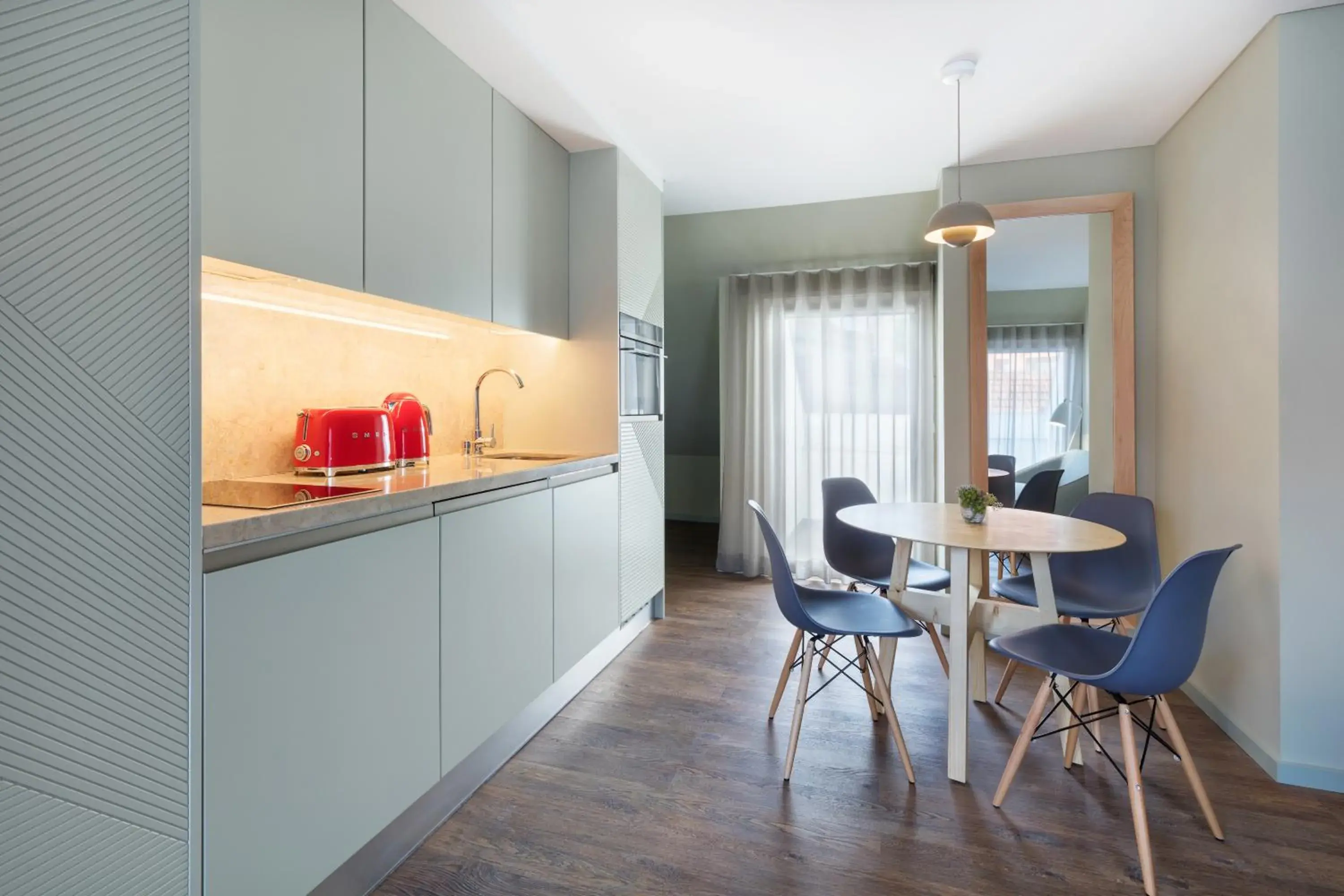 Two-Bedroom Apartment (4 Adults) in OnJ S. Lazaro Lisboa Two-Bedroom Apartment (4 Adults) in OnJ S. Lazaro Lisboa