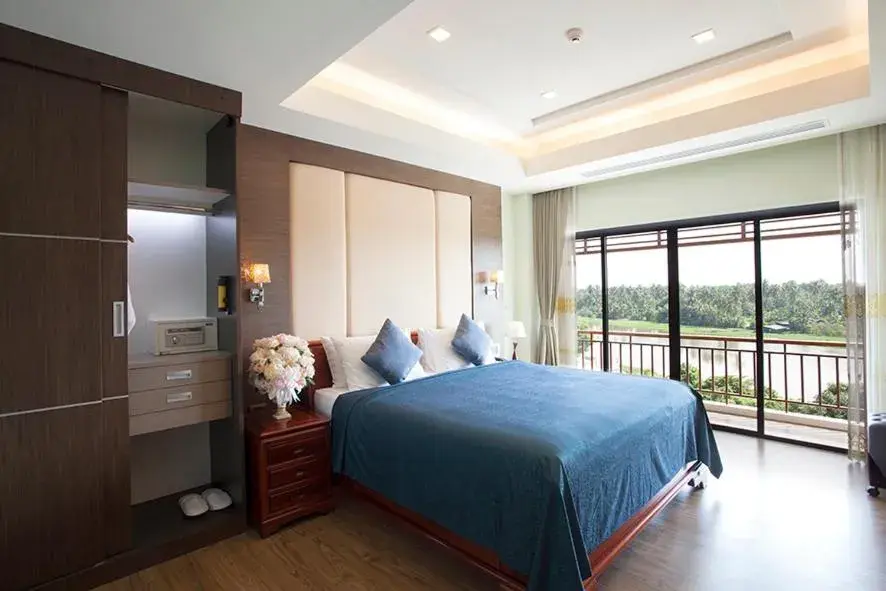 Junior Suite in RK Riverside Resort & Spa (Reon Kruewal) Junior Suite in RK Riverside Resort & Spa (Reon Kruewal)