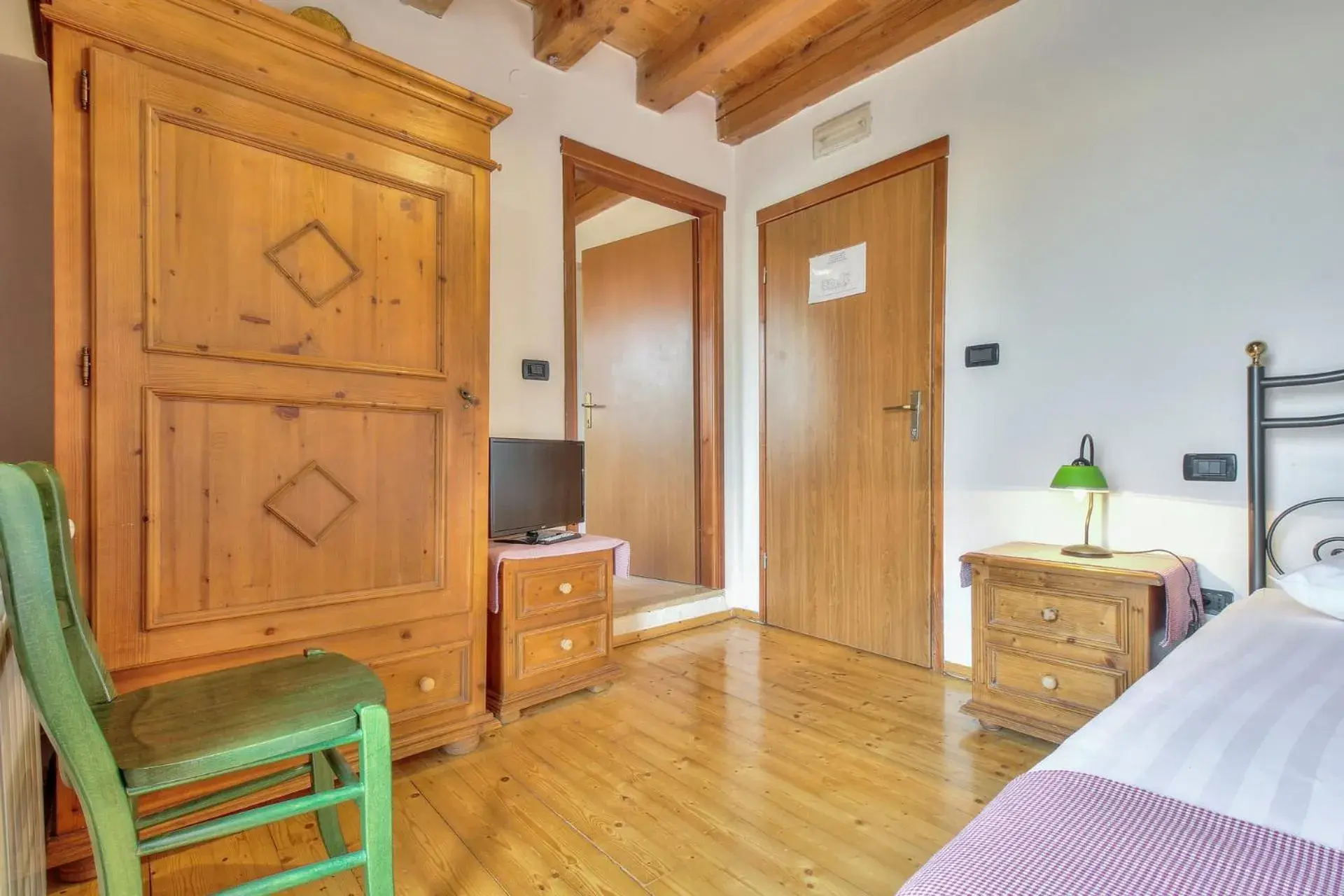 Single Room in Casa Romantica La Parenzana Single Room in Casa Romantica La Parenzana