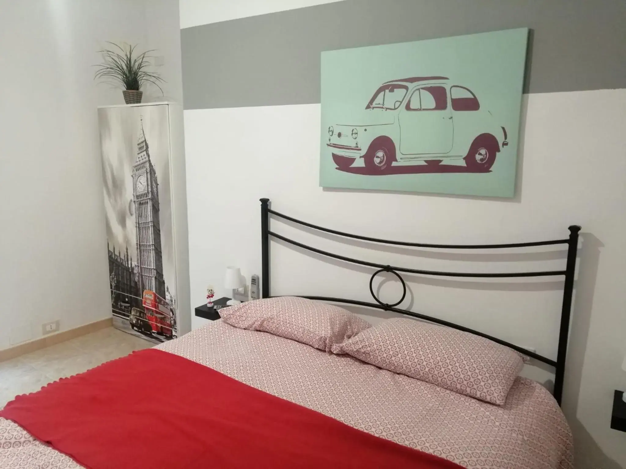 Double Room with Private Bathroom - single occupancy in B&B Da Nonna 'Nzia Double Room with Private Bathroom - single occupancy in B&B Da Nonna 'Nzia