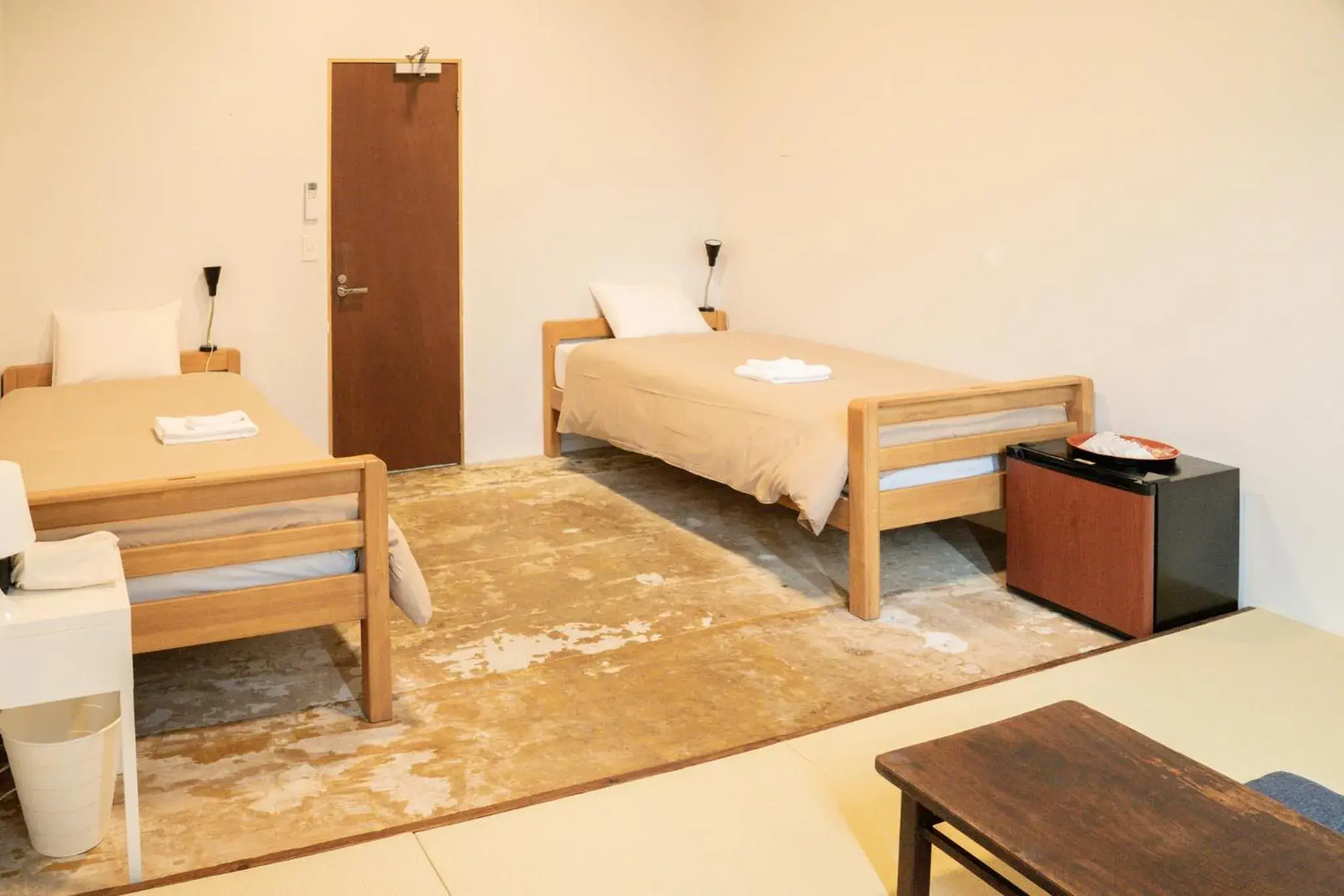 Twin Room - single occupancy in fan! ABURATSU Twin Room - single occupancy in fan! ABURATSU