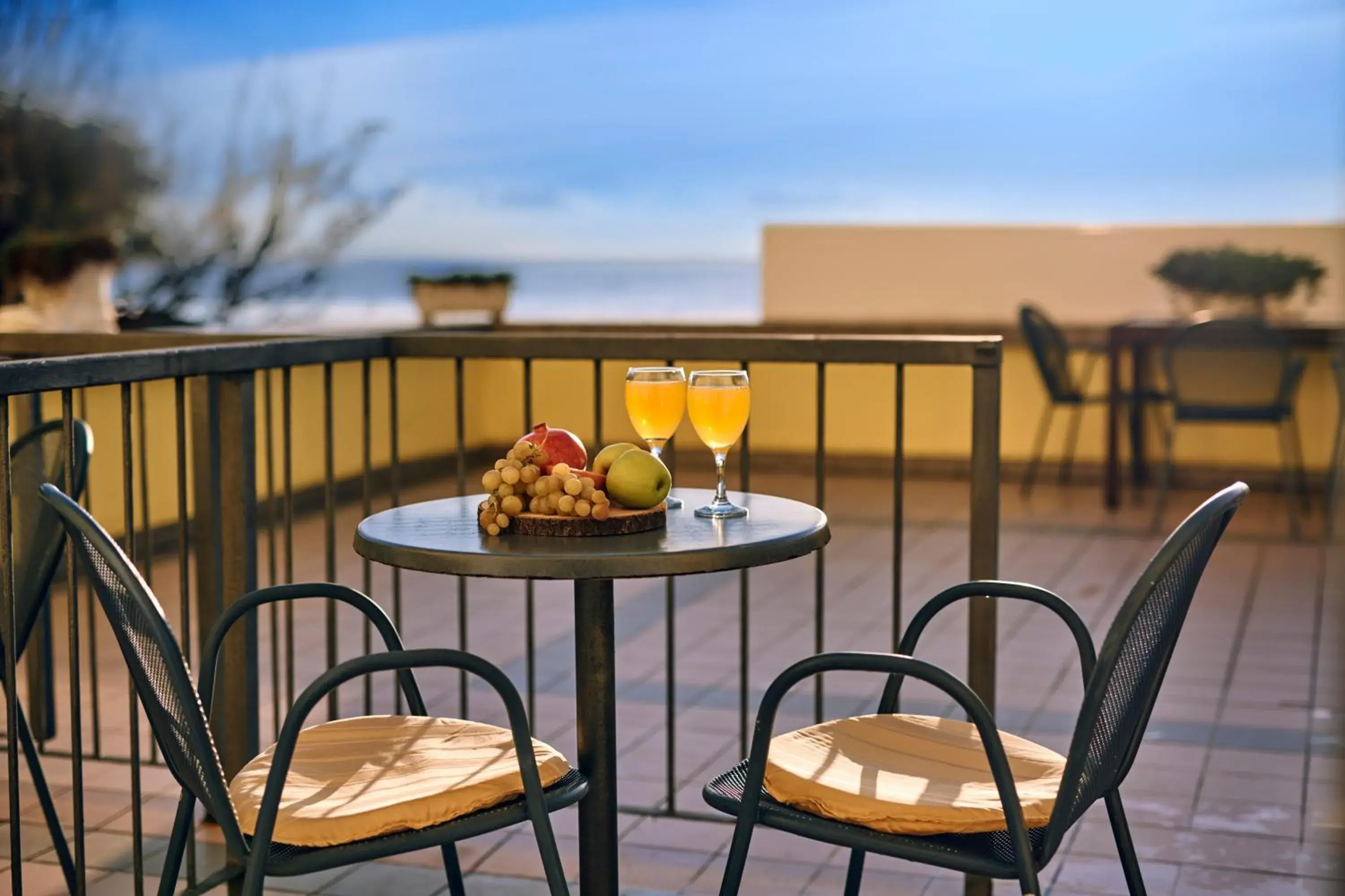 Family Room with Sea View (2 Adults + 1 Children) - single occupancy in Hotel Villa Schubert Family Room with Sea View (2 Adults + 1 Children) - single occupancy in Hotel Villa Schubert