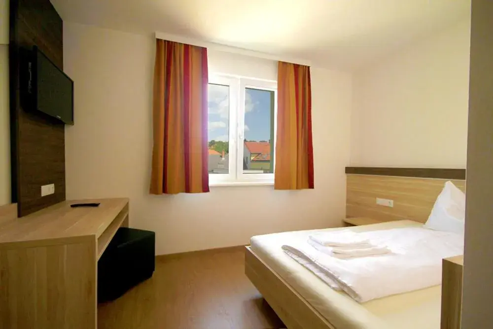 Single Room - single occupancy in Dorfgasthof Berlakovich Single Room - single occupancy in Dorfgasthof Berlakovich