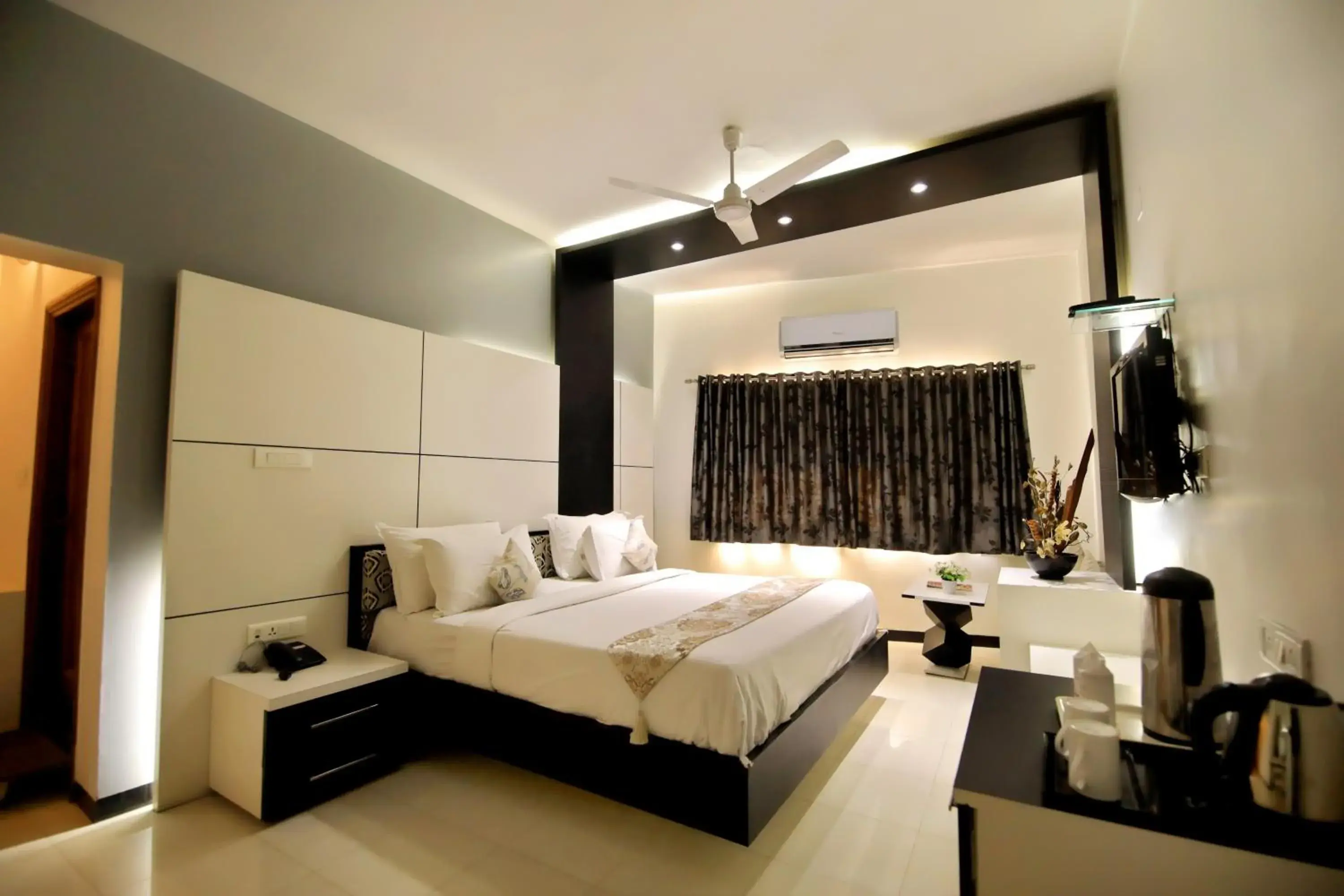 Hotel Ashish Palace Hotel Ashish Palace