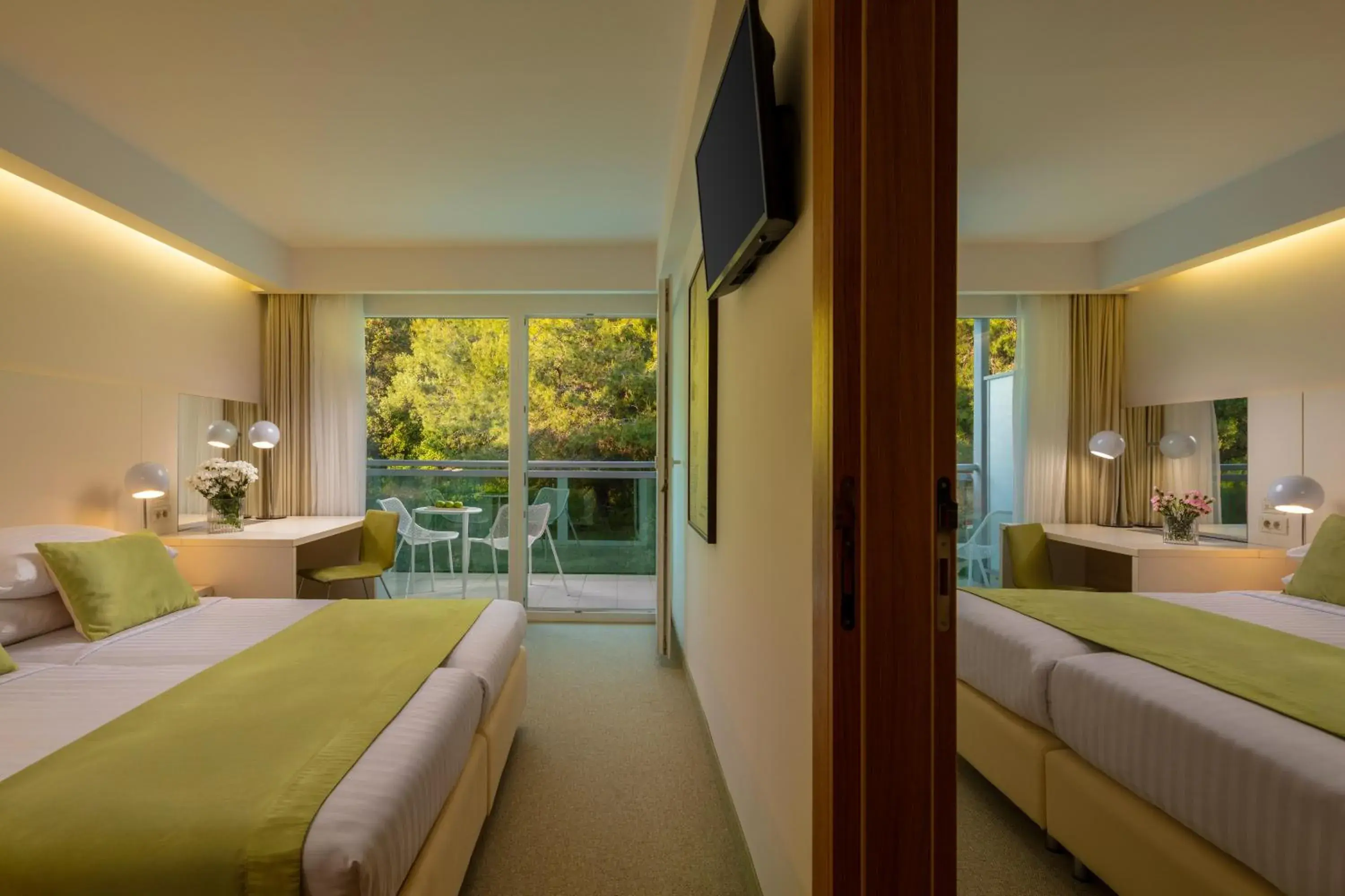 Family Room with Park View in Family Hotel Vespera Family Room with Park View in Family Hotel Vespera