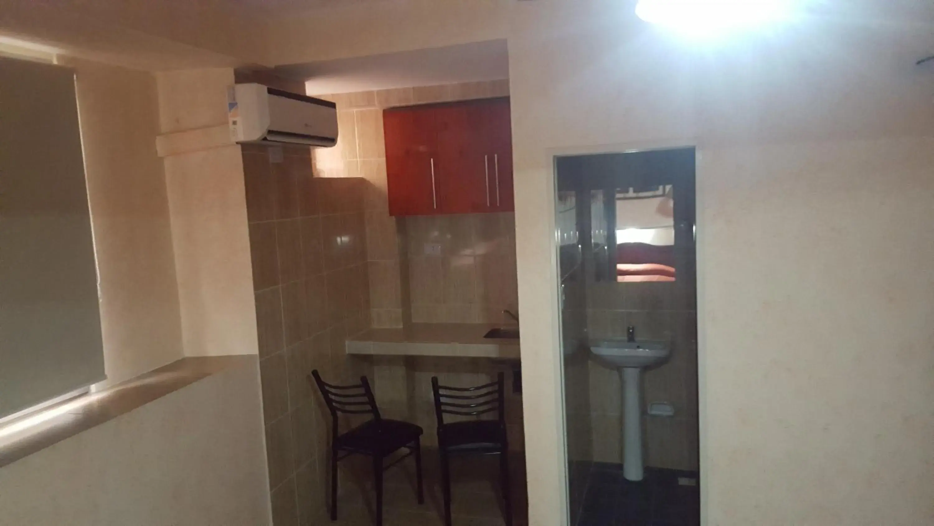 Superior Quadruple Room in Hotel El Porteño Superior Quadruple Room in Hotel El Porteño