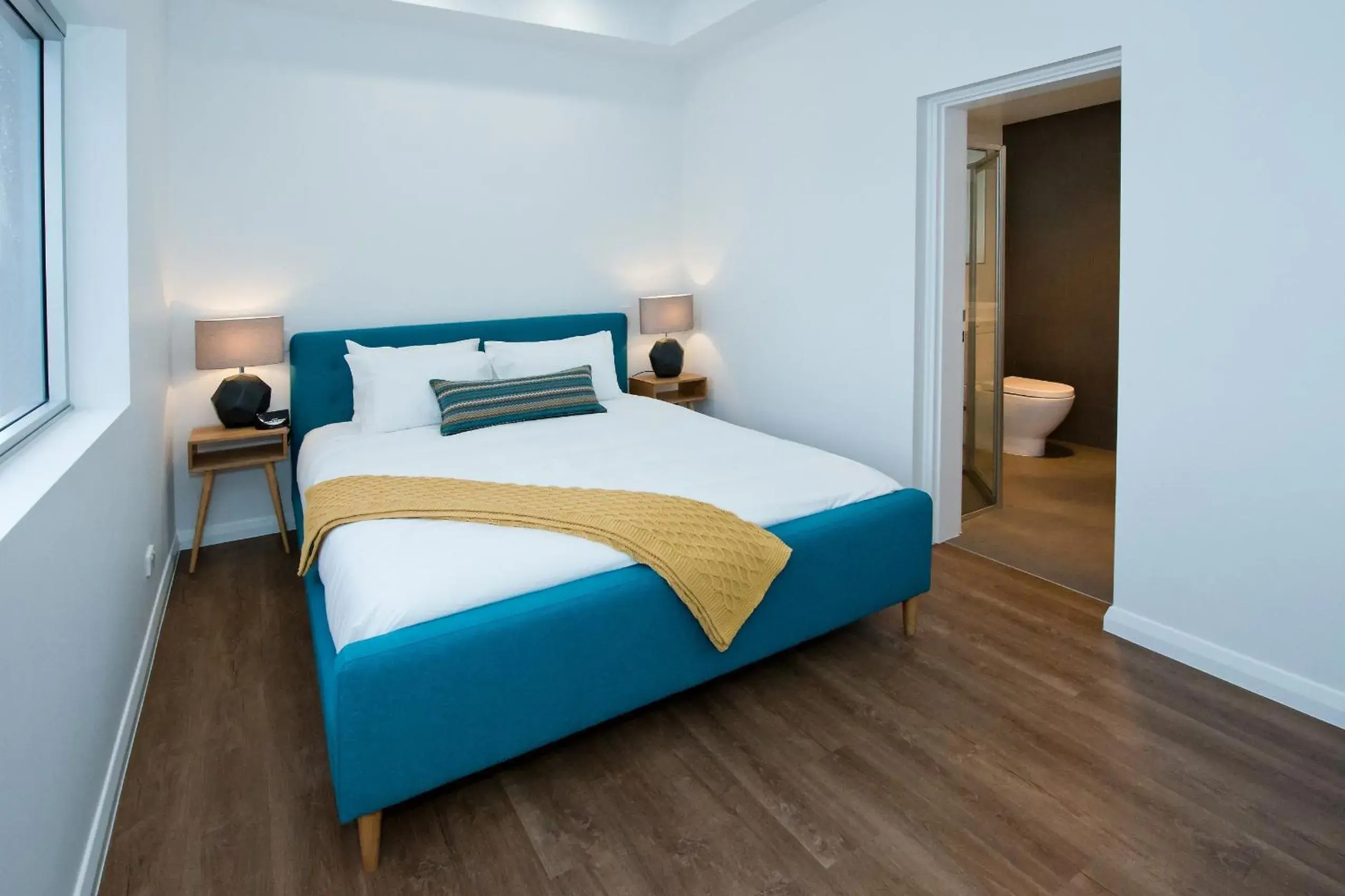 King Studio in Loxton Courthouse Apartments King Studio in Loxton Courthouse Apartments