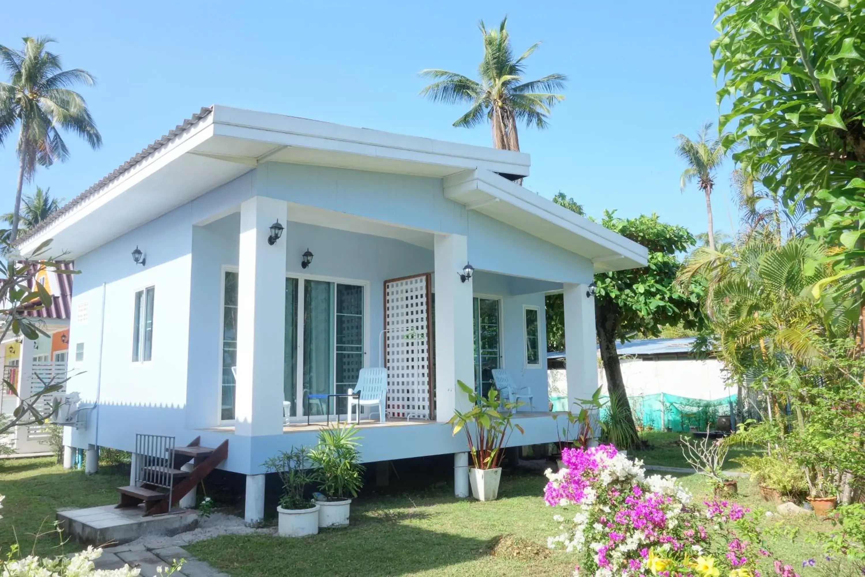 Bungalow with Garden View in Mook Ing Lay Bungalow with Garden View in Mook Ing Lay