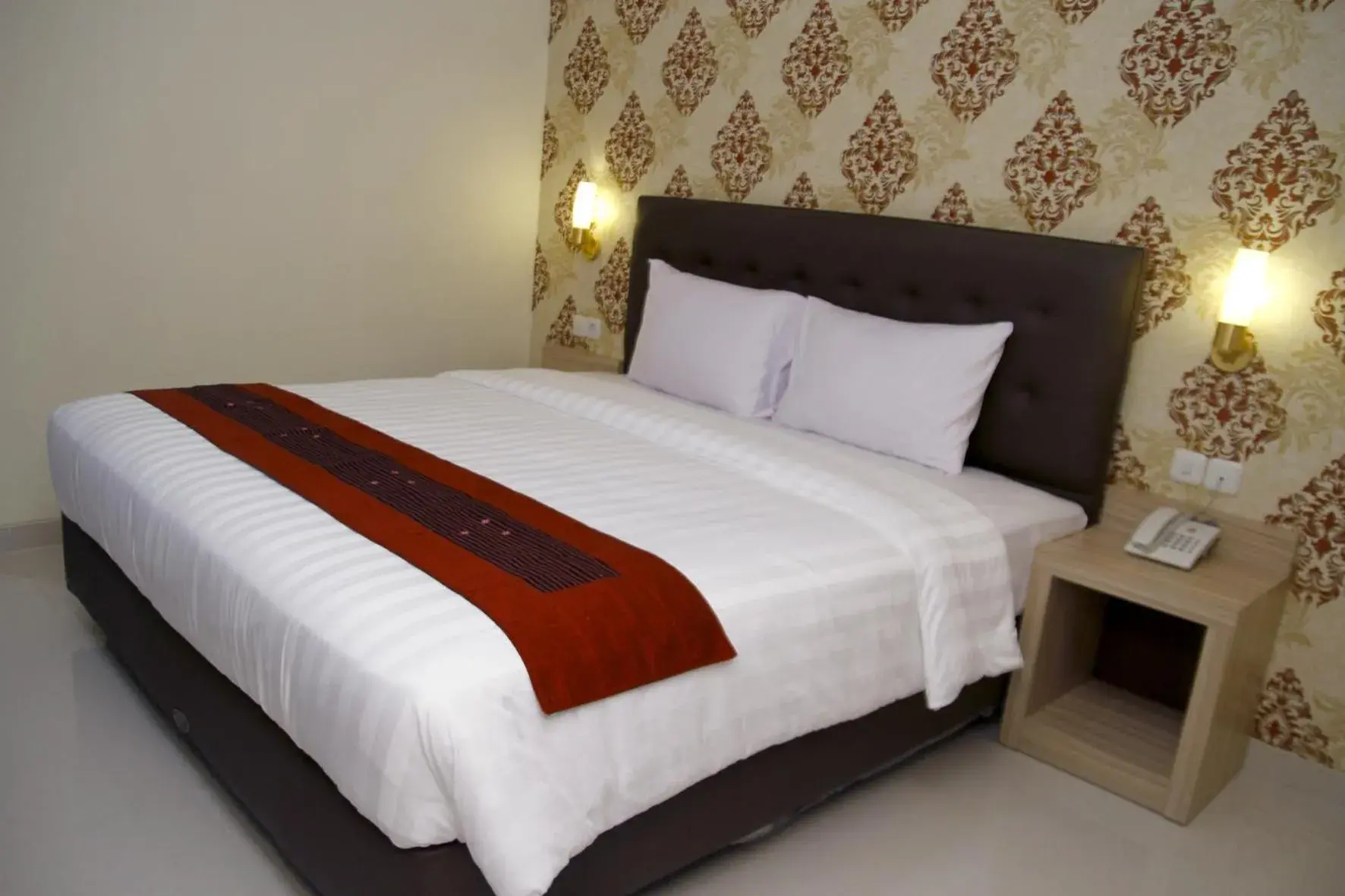 Standard Queen Room in Hersya Front One Inn Surabaya Standard Queen Room in Hersya Front One Inn Surabaya