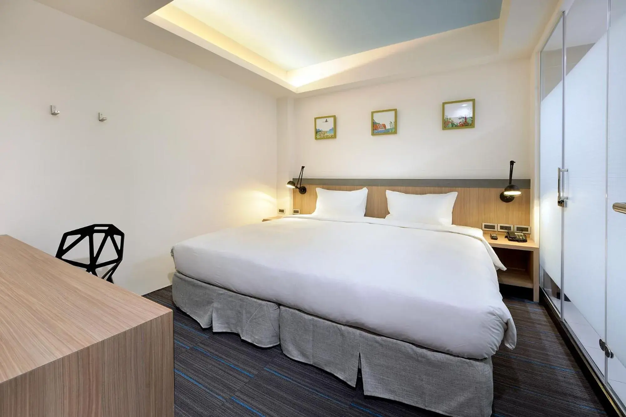 Standard Double Room - No Window in Hommie Inn Standard Double Room - No Window in Hommie Inn