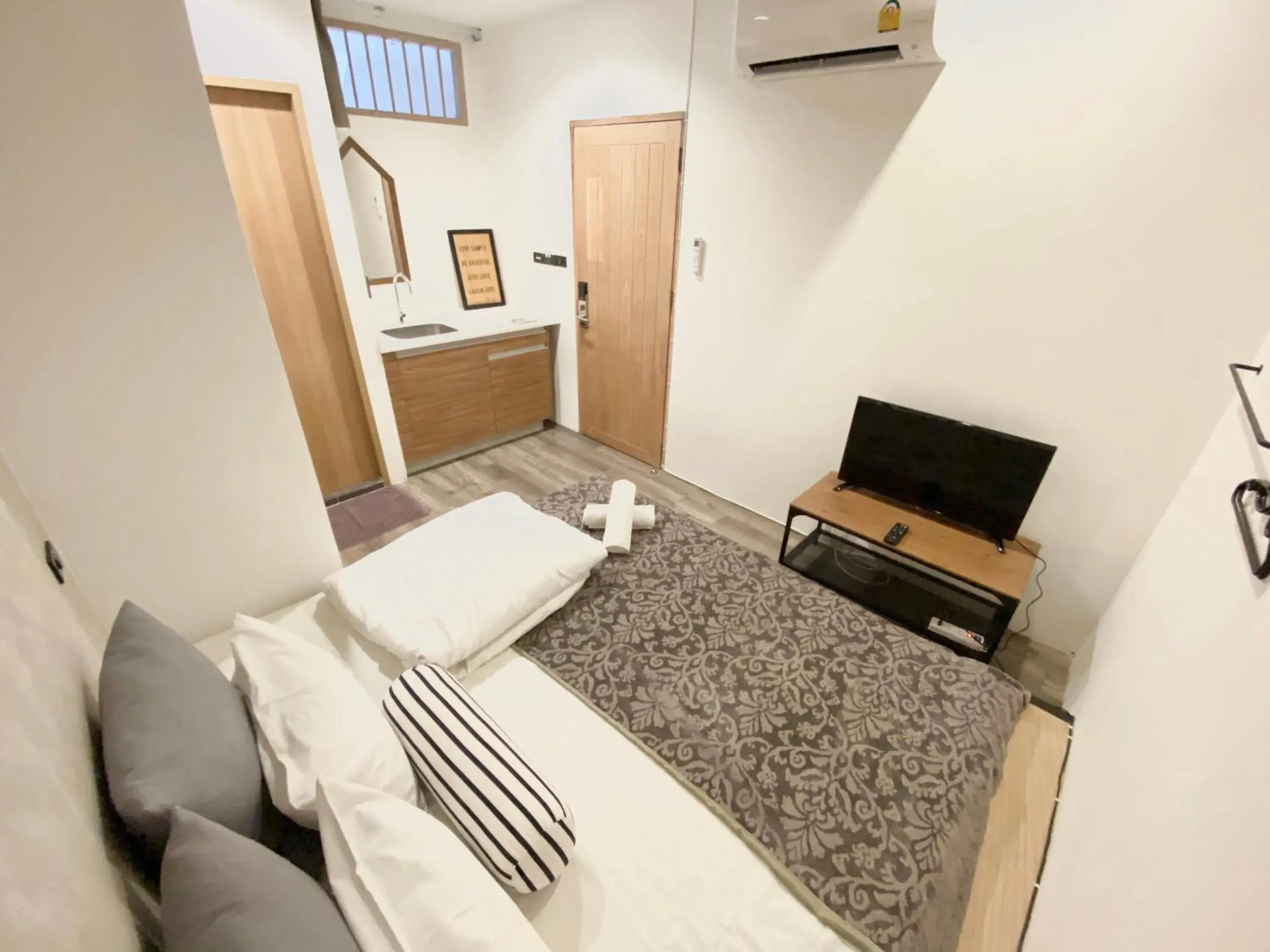 Double Room with Private Bathroom in Vann Bangkok Boutique House Double Room with Private Bathroom in Vann Bangkok Boutique House