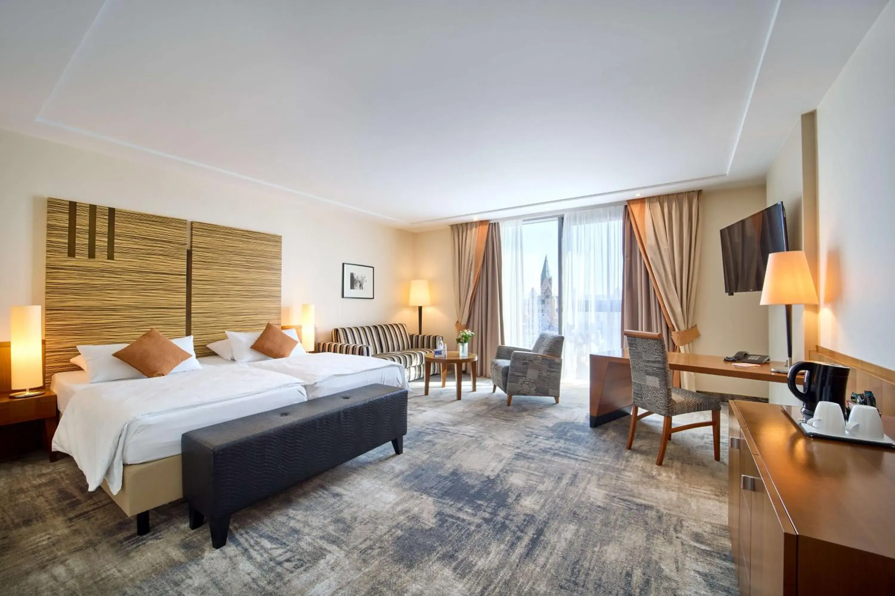 Deluxe Double Room in Best Western Plus Arosa Hotel Deluxe Double Room in Best Western Plus Arosa Hotel