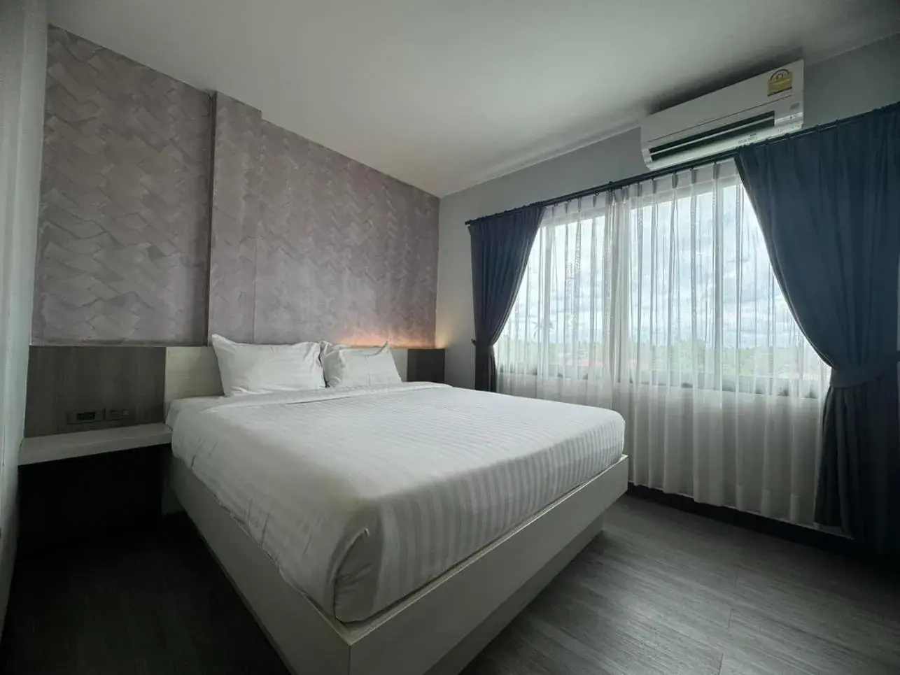 Superior King Room in Socool Grand Hotel Superior King Room in Socool Grand Hotel