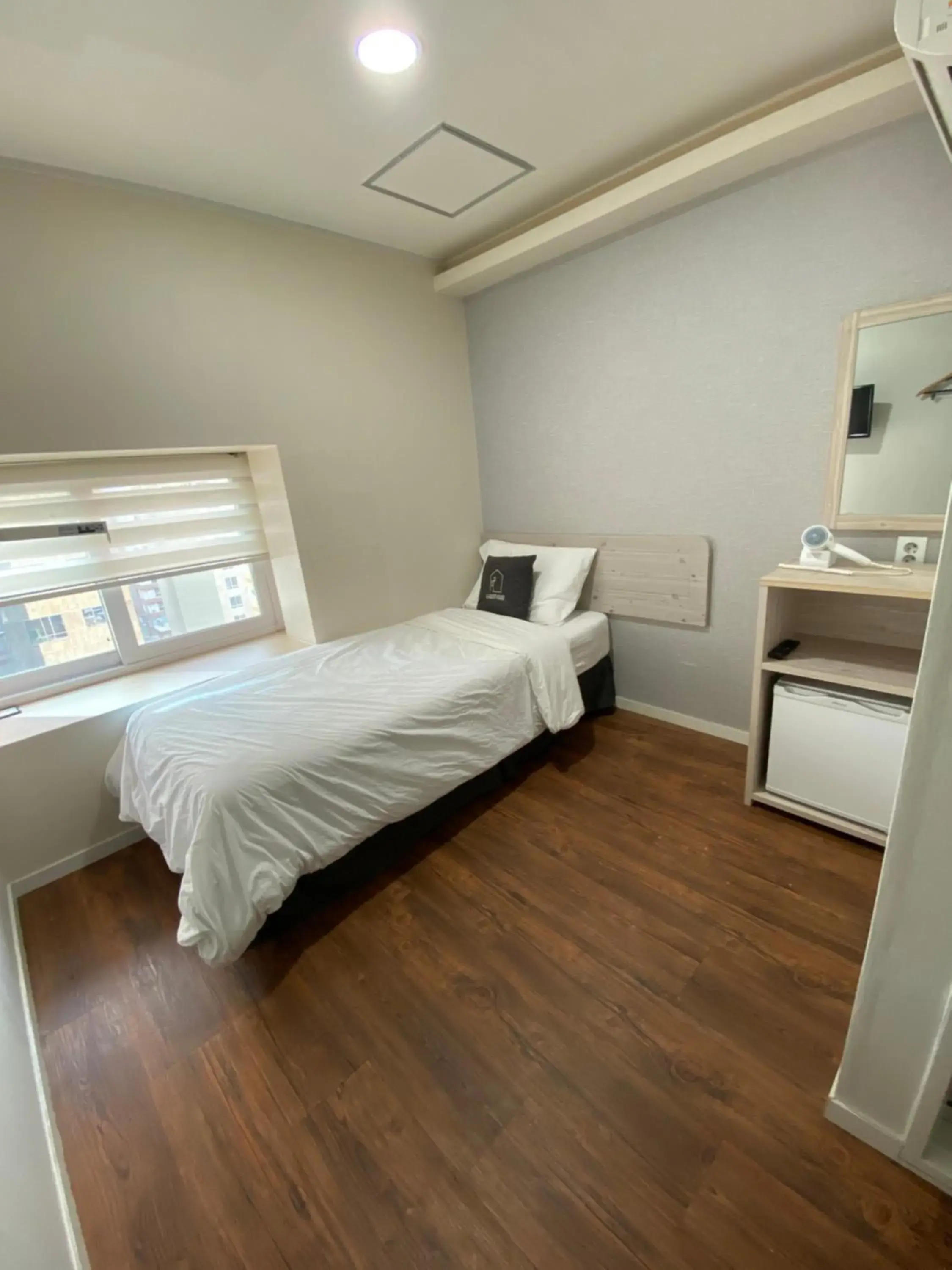 Single Room - single occupancy in Seoul Grand Hostel EWHA Univ Single Room - single occupancy in Seoul Grand Hostel EWHA Univ