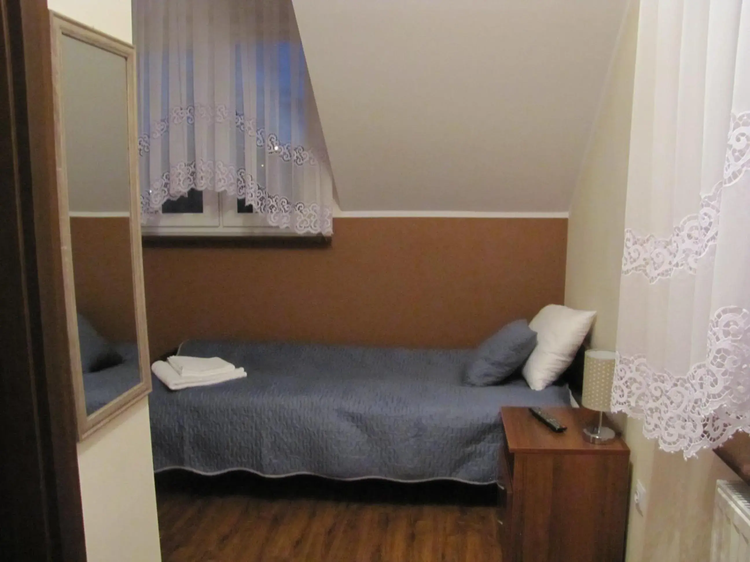 Single Room with Bathroom - single occupancy in Heveliusz Single Room with Bathroom - single occupancy in Heveliusz