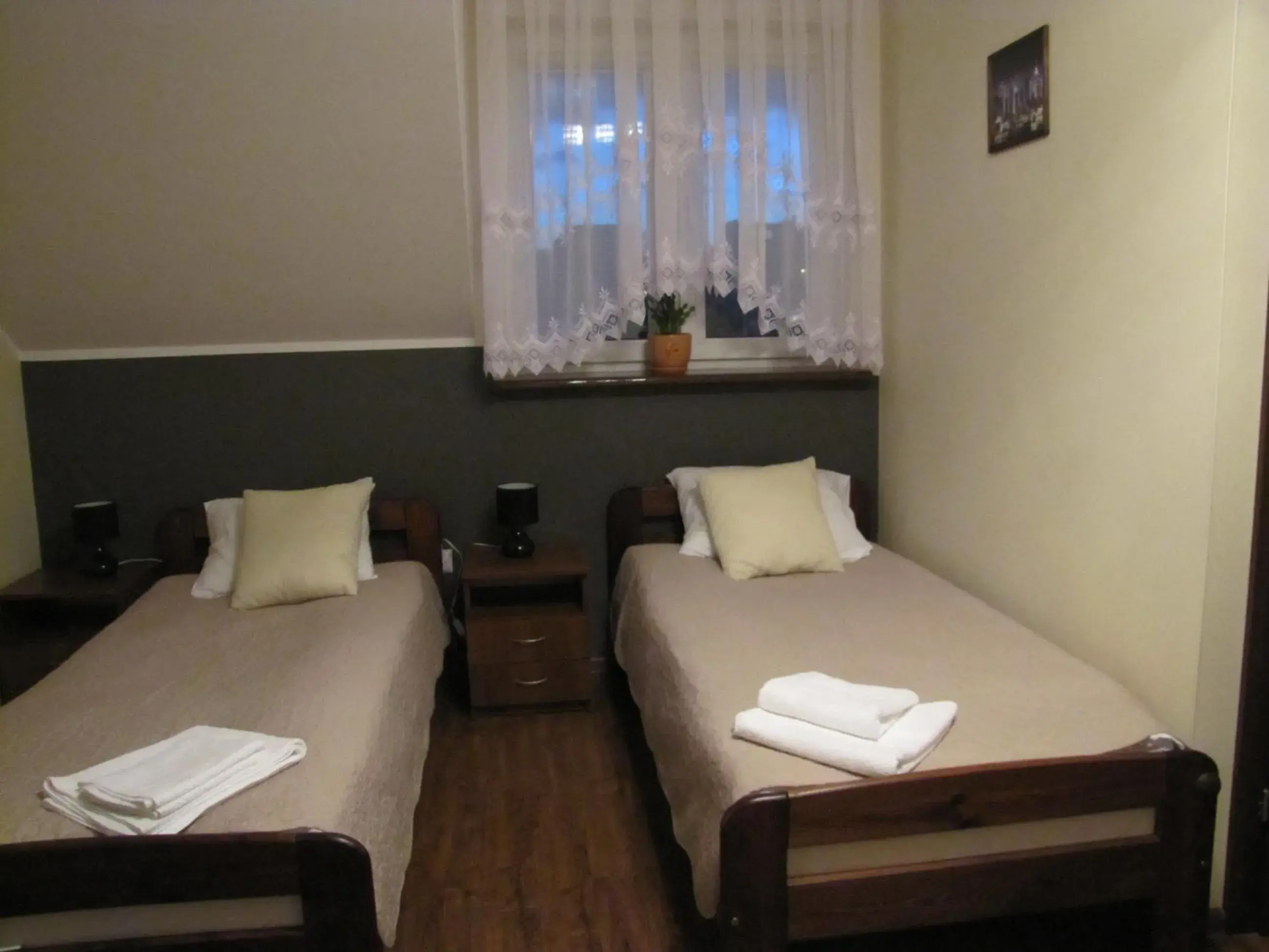 Triple Room with Private Bathroom in Heveliusz Triple Room with Private Bathroom in Heveliusz