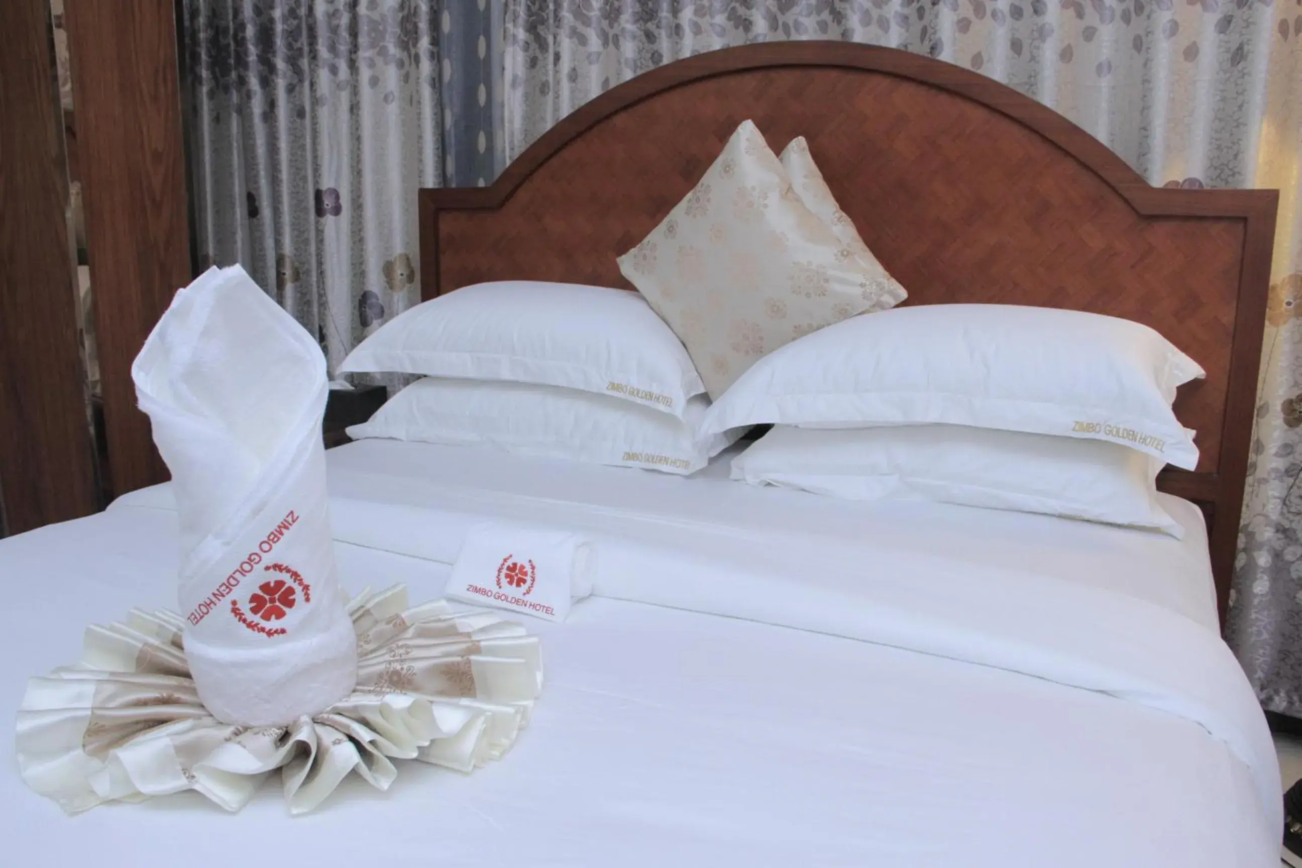 Superior Double Room in Zimbo Golden Hotel Superior Double Room in Zimbo Golden Hotel