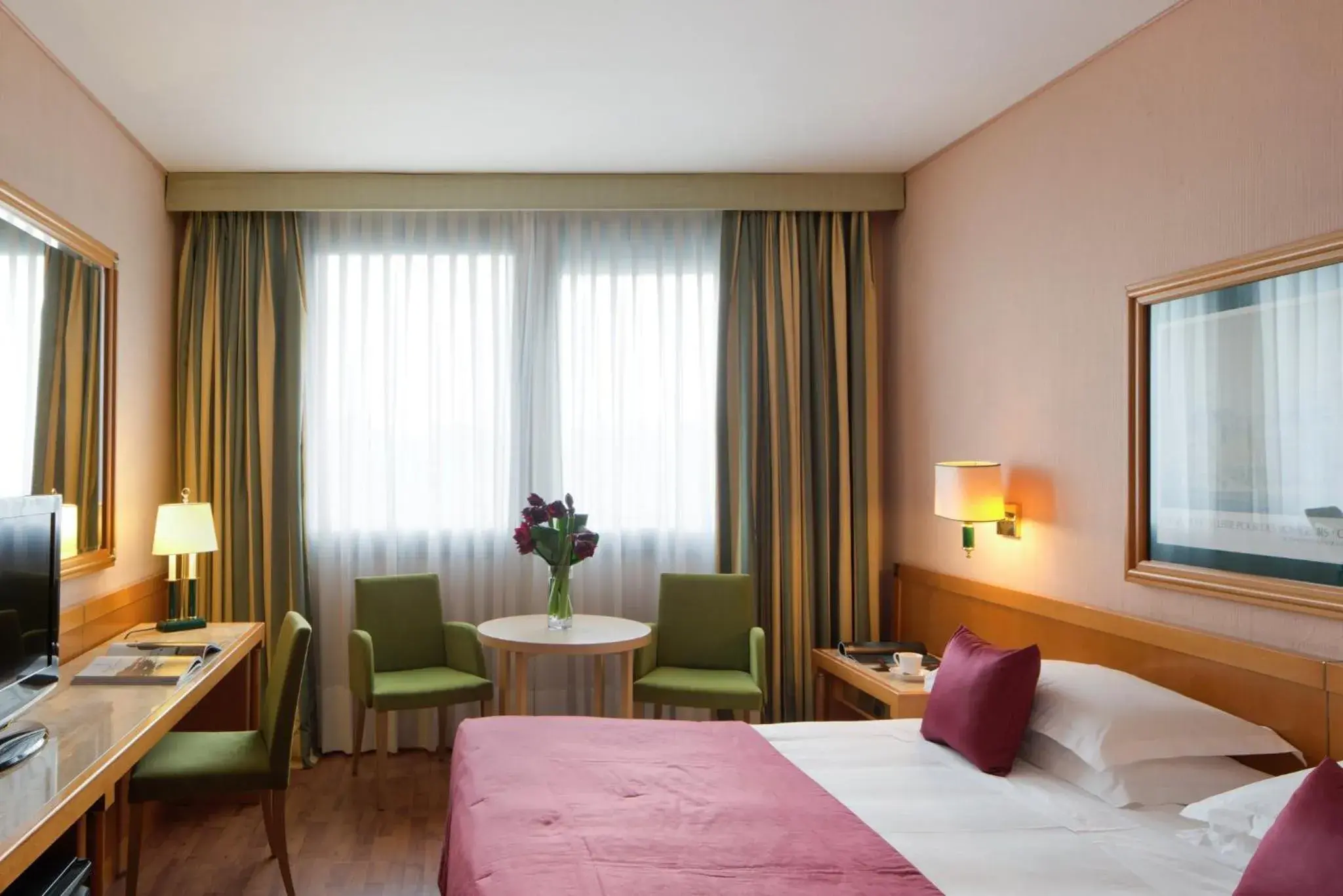 Triple Room in Starhotels President Triple Room in Starhotels President