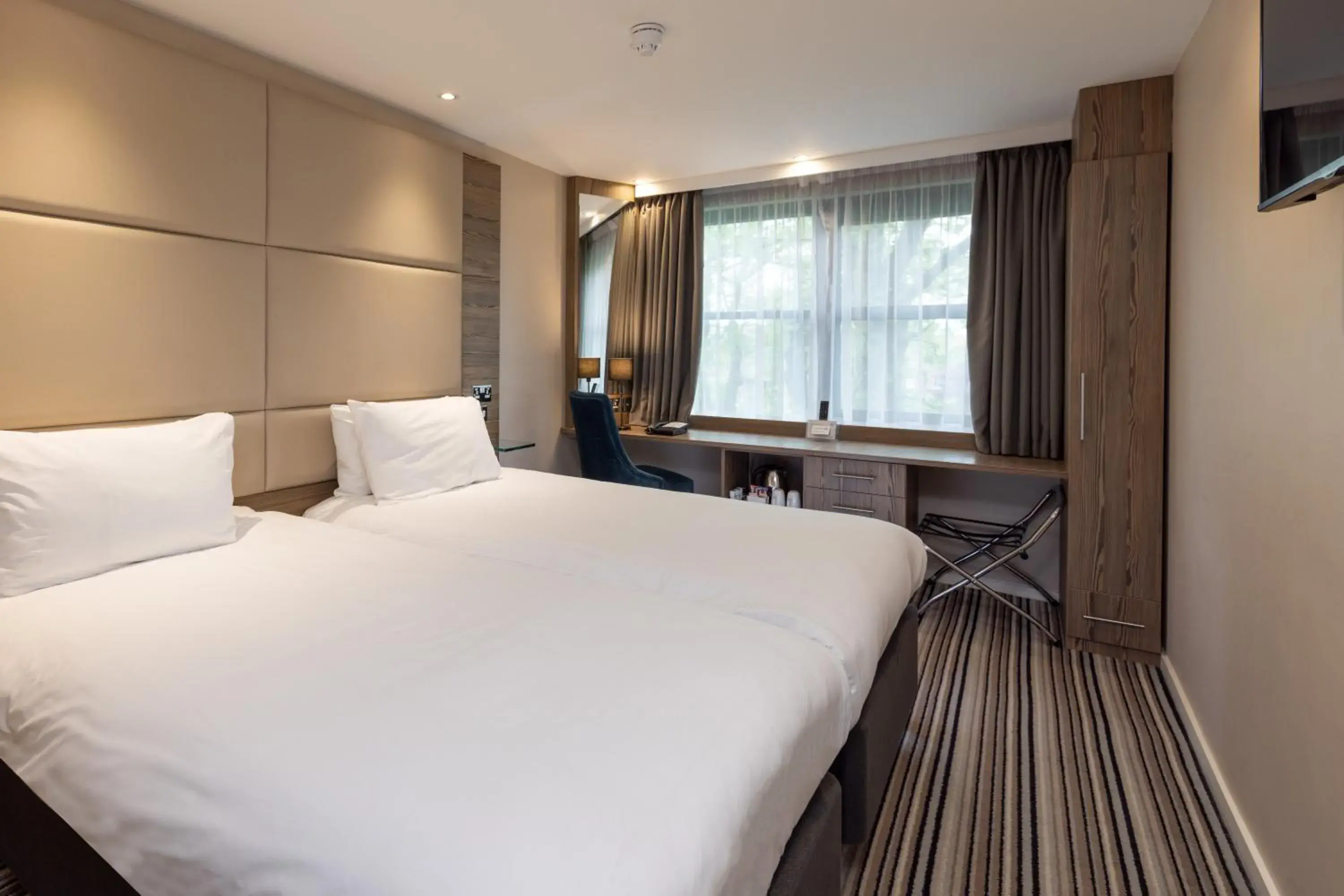 Standard Double Room in Holiday Inn York City Centre by IHG Standard Double Room in Holiday Inn York City Centre by IHG