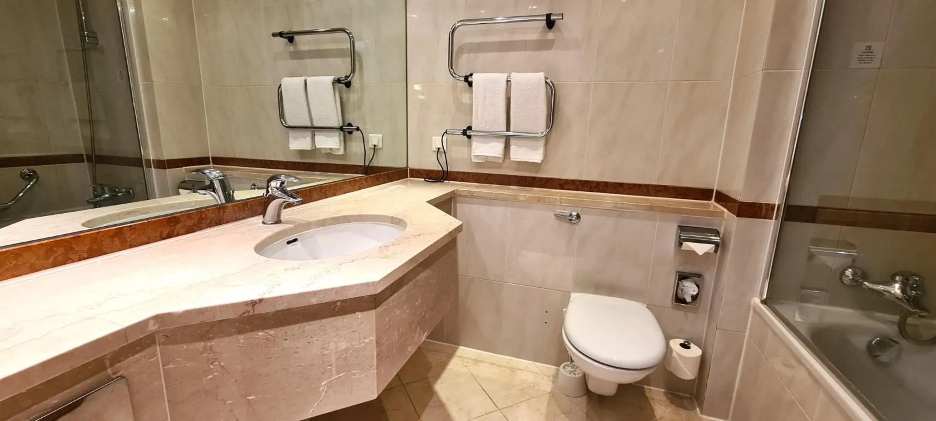 Executive Double Room in Manor Of Groves Hotel, Golf & Health Club Executive Double Room in Manor Of Groves Hotel, Golf & Health Club