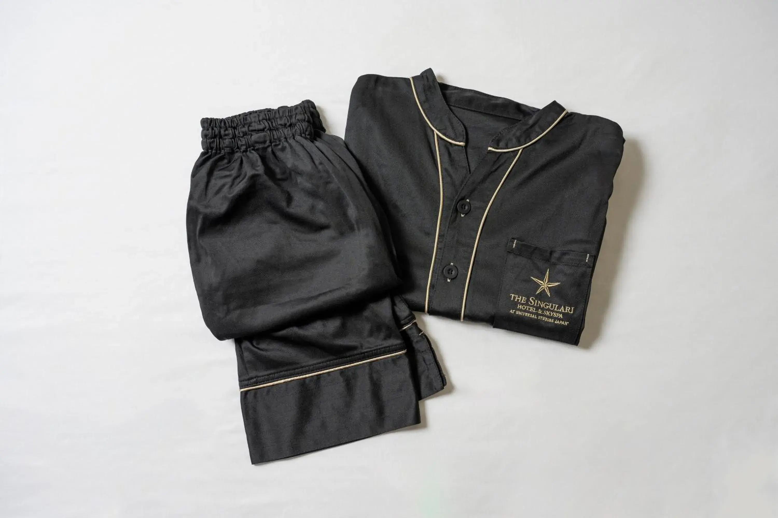 Standard Twin Room - Non-Smoking in THE SINGULARI HOTEL & SKYSPA at UNIVERSAL STUDIOS JAPAN Standard Twin Room - Non-Smoking in THE SINGULARI HOTEL & SKYSPA at UNIVERSAL STUDIOS JAPAN