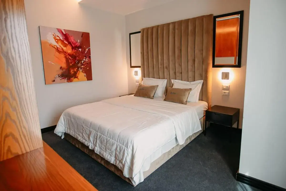 Superior Triple Room in Hotel Delta Premium Superior Triple Room in Hotel Delta Premium