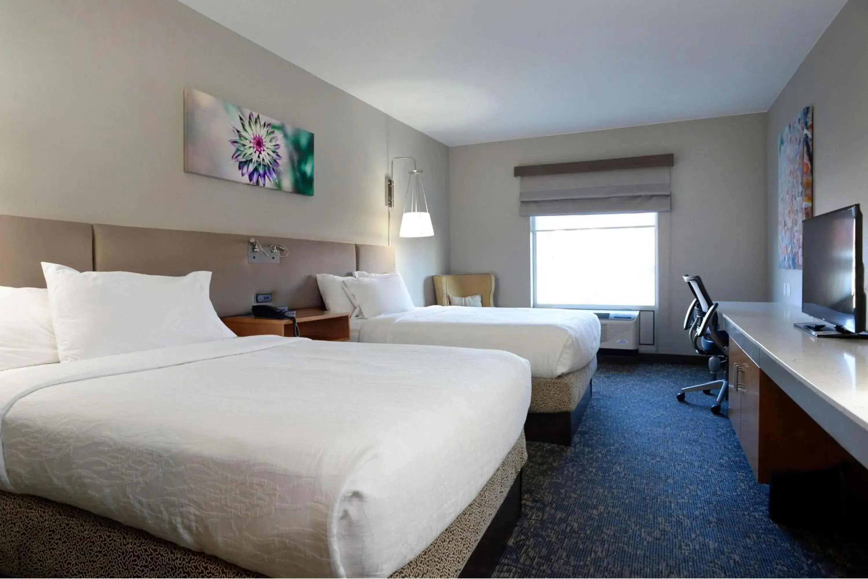 Queen Room with Two Queen Beds - Hearing Access in Hilton Garden Inn Arvada/Denver, CO Queen Room with Two Queen Beds - Hearing Access in Hilton Garden Inn Arvada/Denver, CO