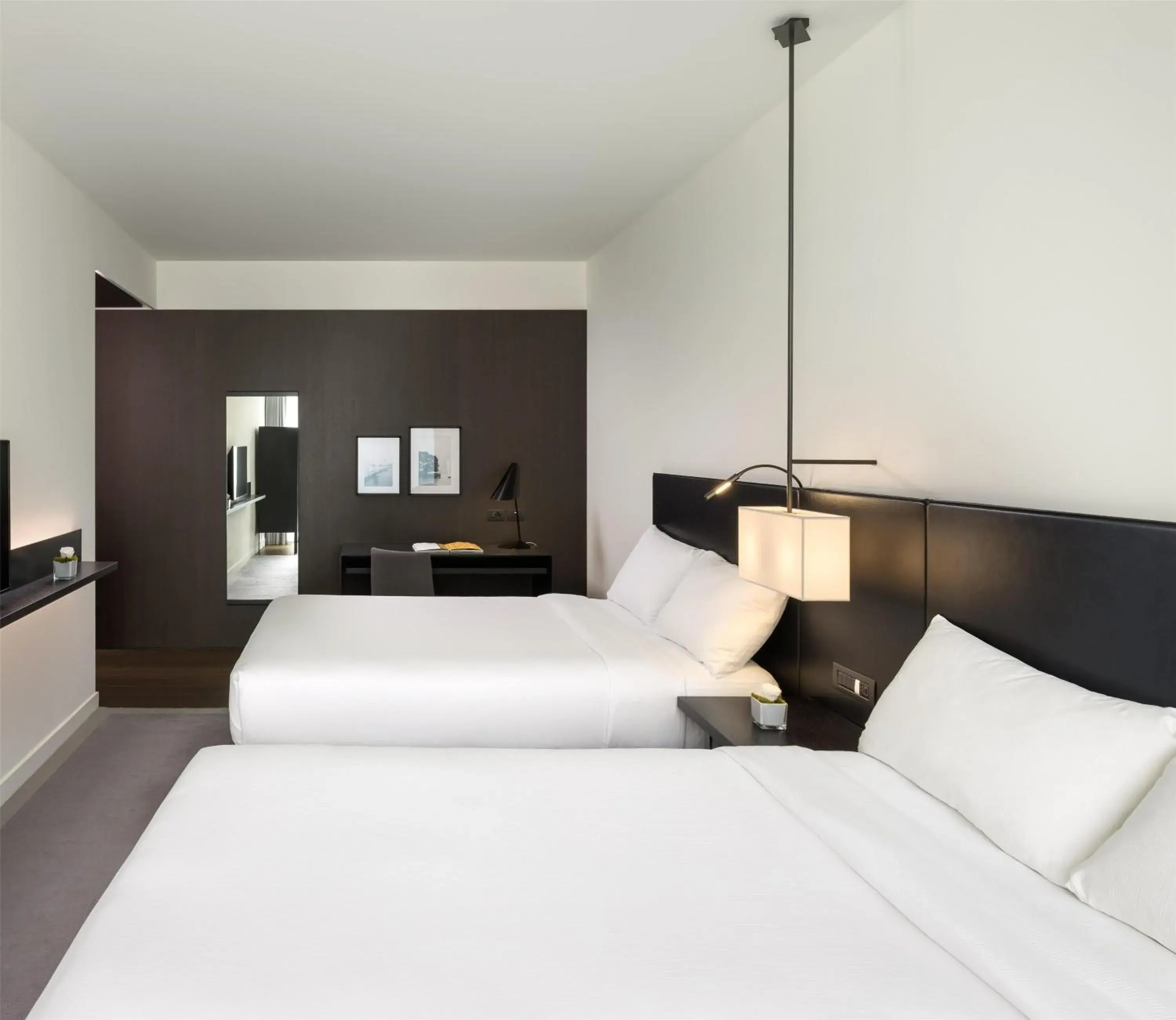 Twin Room in Hilton Lake Como Twin Room in Hilton Lake Como