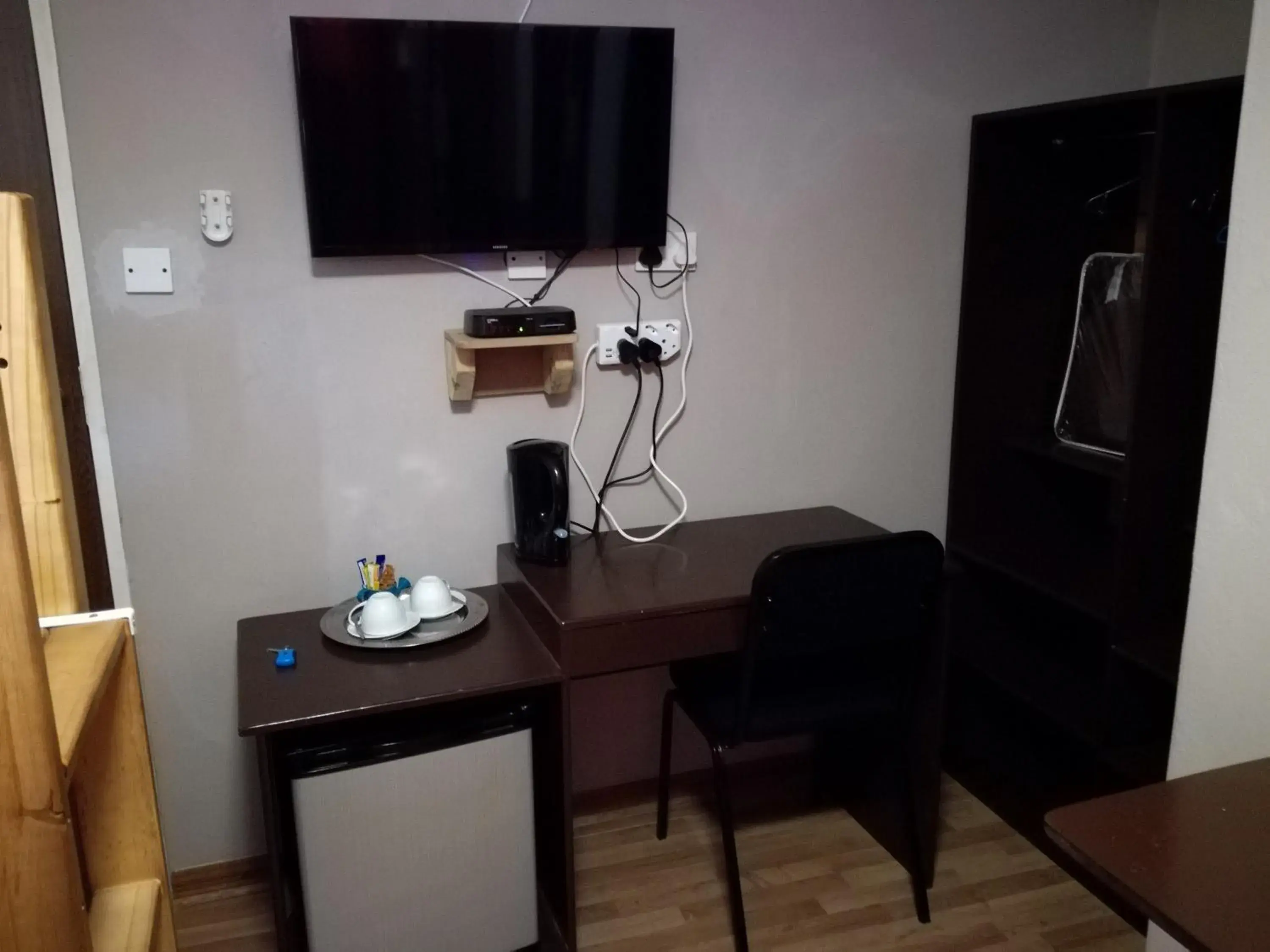 Twin Room with Shower in Chiloto Guest House Twin Room with Shower in Chiloto Guest House