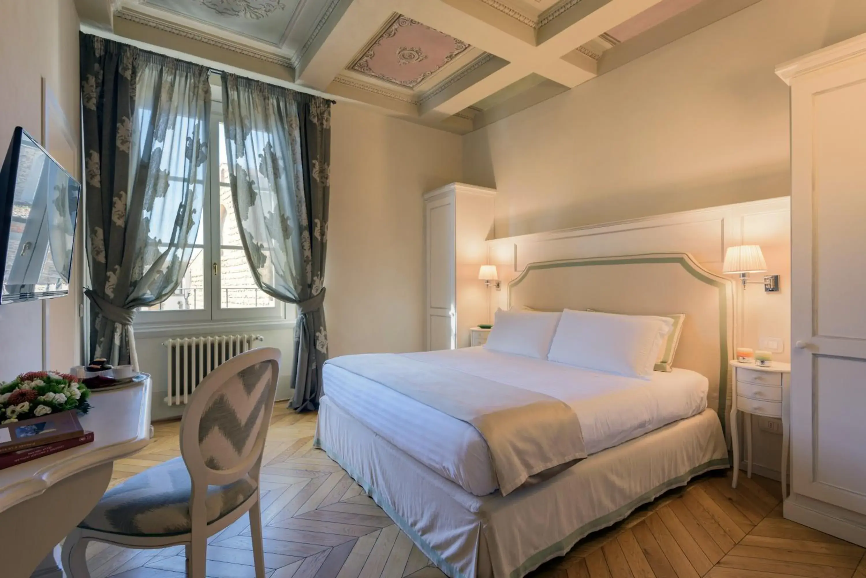 Deluxe Room in Palazzo della Stufa Residenza D'Epoca Deluxe Room in Palazzo della Stufa Residenza D'Epoca