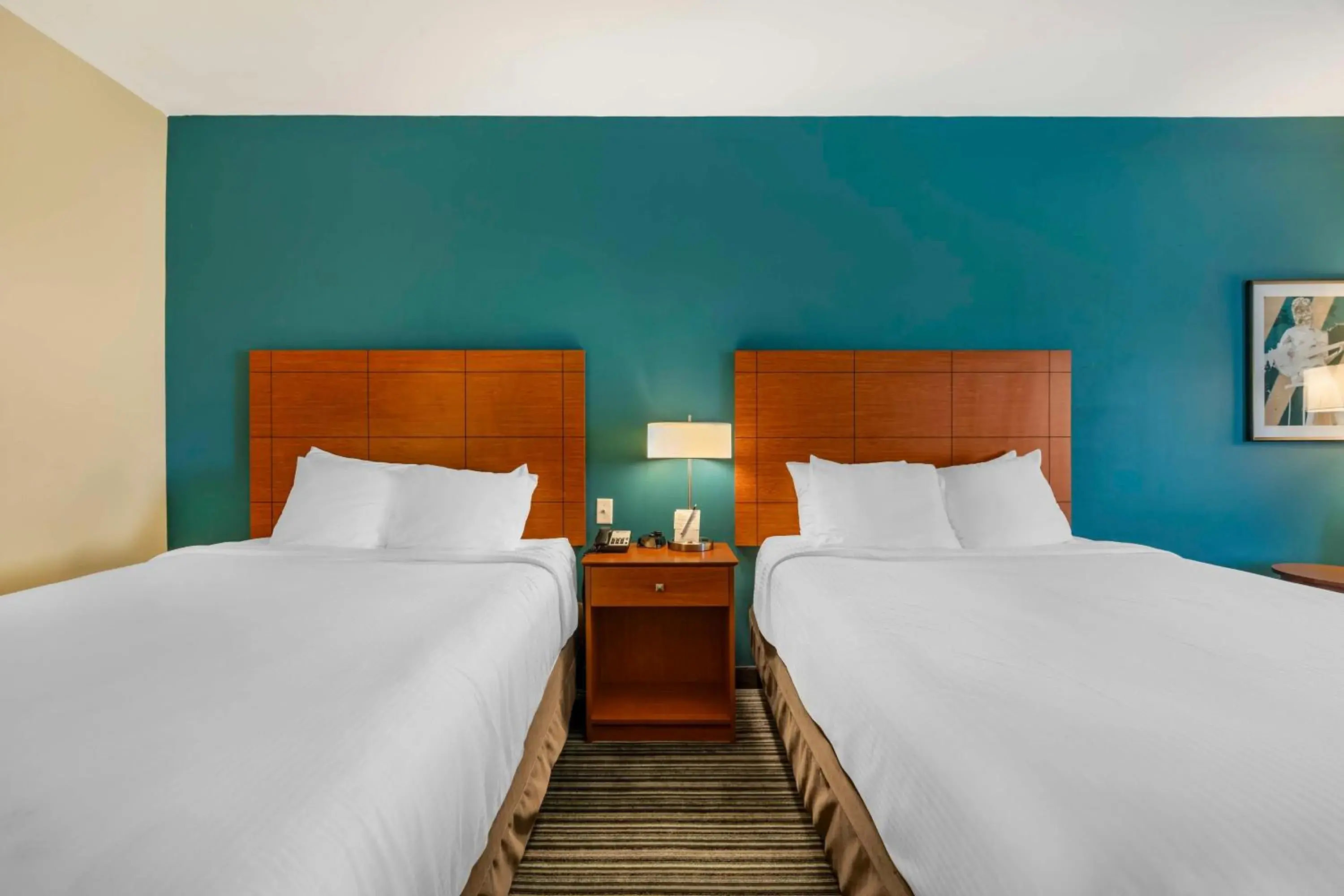 Queen Room with Two Queen Beds - Non-Smoking in Best Western Plus Tuscumbia/Muscle Shoals Hotel & Suites Queen Room with Two Queen Beds - Non-Smoking in Best Western Plus Tuscumbia/Muscle Shoals Hotel & Suites