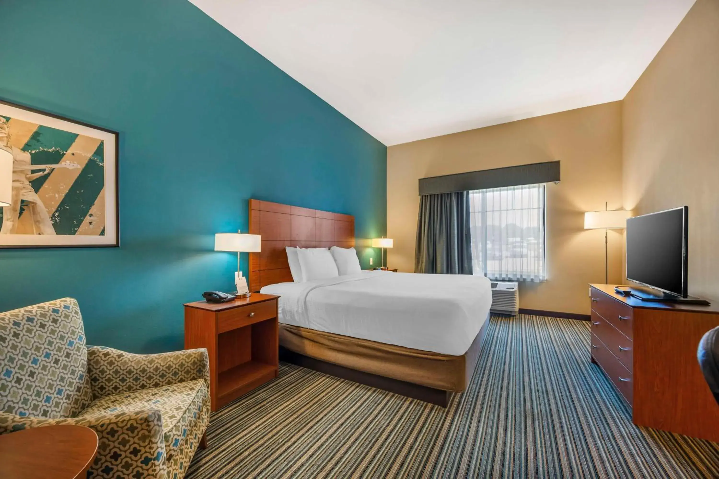 King Room - Non-Smoking in Best Western Plus Tuscumbia/Muscle Shoals Hotel & Suites King Room - Non-Smoking in Best Western Plus Tuscumbia/Muscle Shoals Hotel & Suites