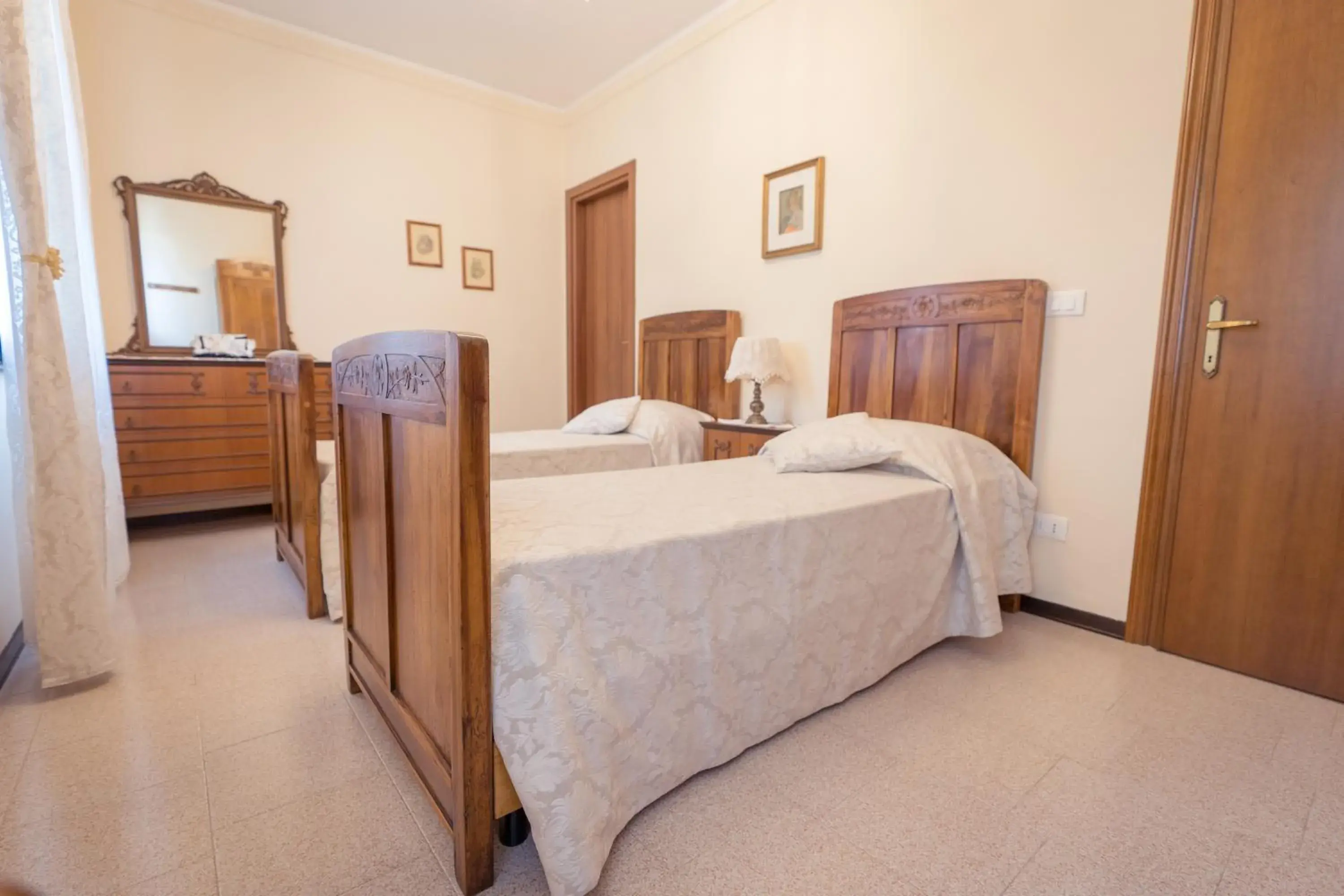 Twin Room - single occupancy in AgriB&B Corte Burchio Twin Room - single occupancy in AgriB&B Corte Burchio