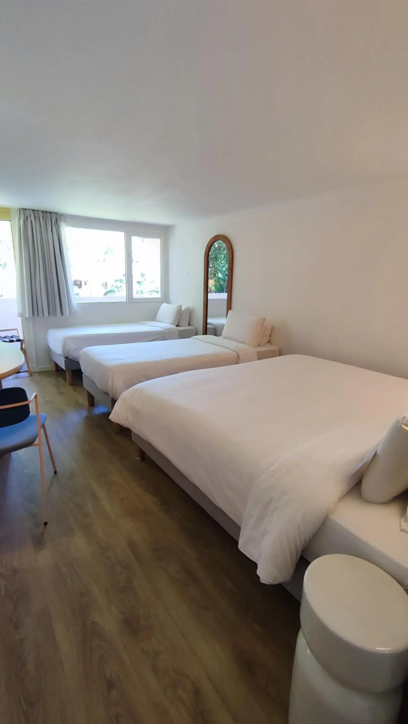 Standard Family Room - 1 Room - 1 King Bed 2 Single Beds in Kyriad Cannes - Mandelieu Standard Family Room - 1 Room - 1 King Bed 2 Single Beds in Kyriad Cannes - Mandelieu