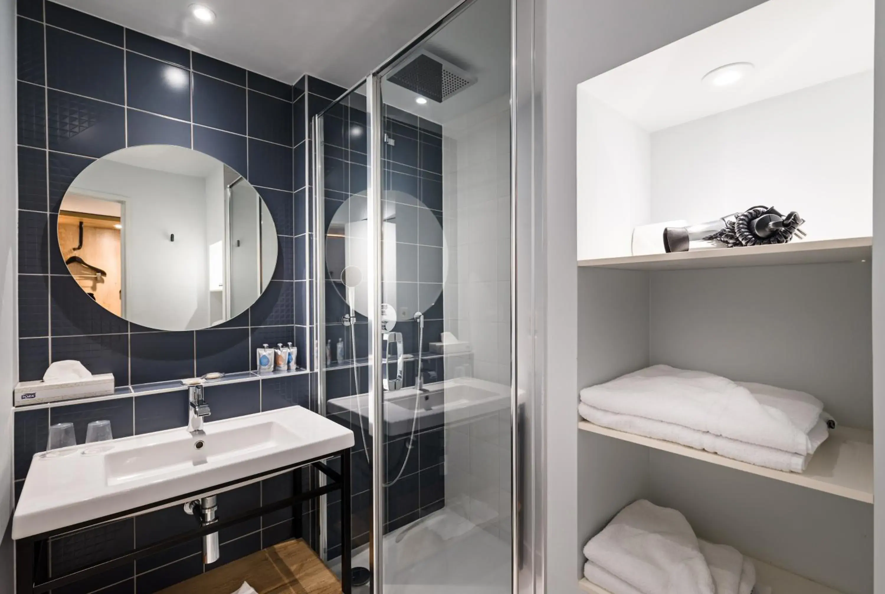 Standard Room in Radisson Hotel Aix En Provence Standard Room in Radisson Hotel Aix En Provence