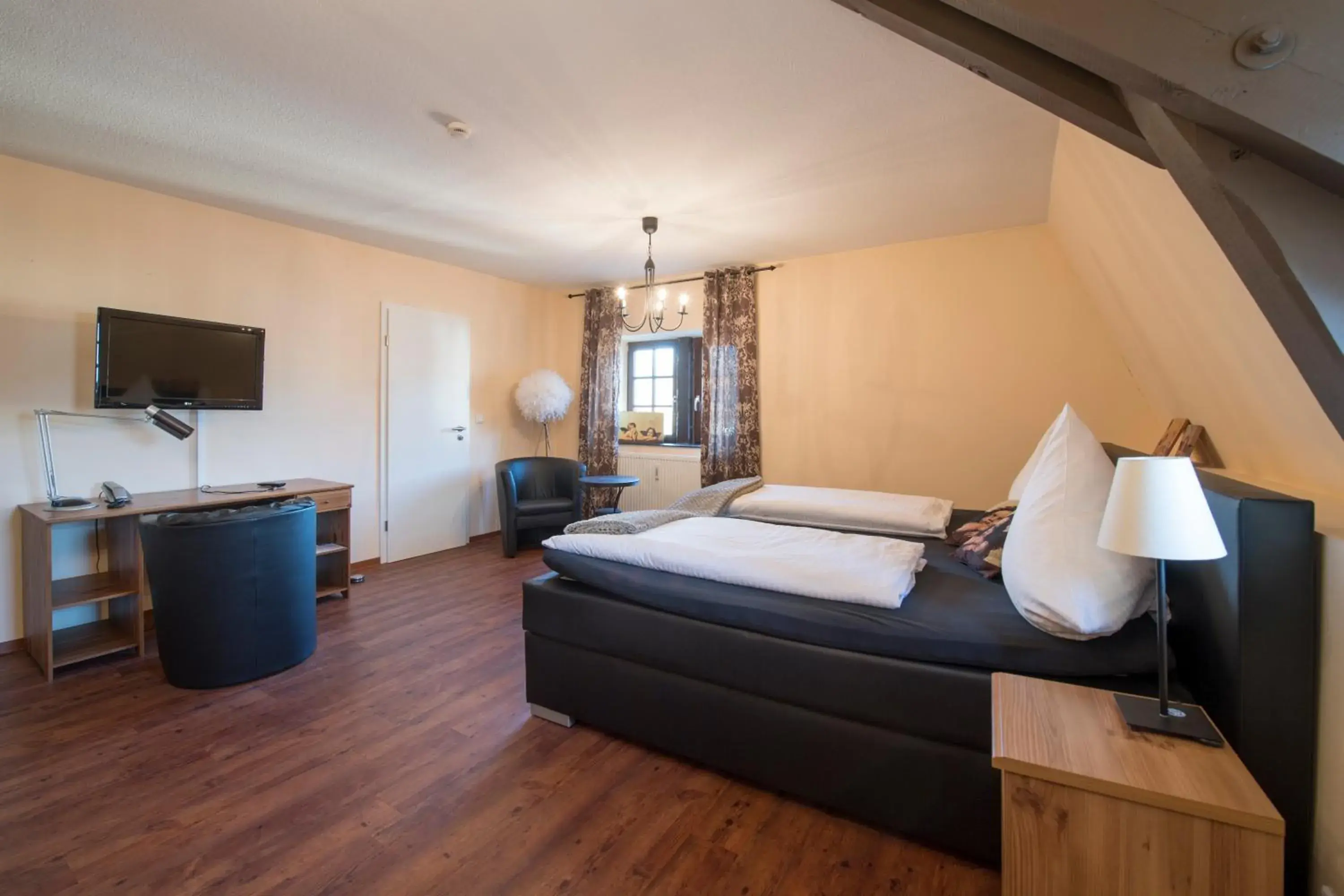 Double Room - single occupancy in Leipziger Hof Double Room - single occupancy in Leipziger Hof