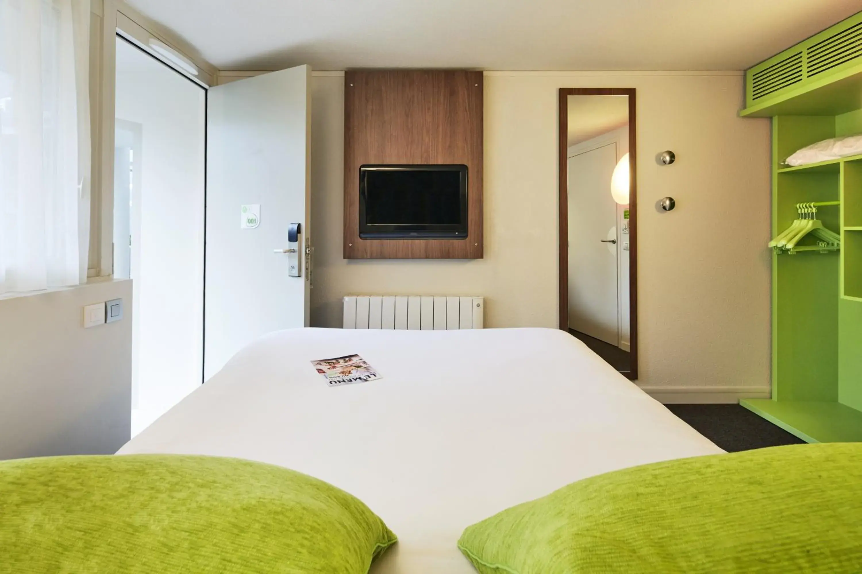 New Generation Double Room in Campanile NATURE - Sannois Ermont New Generation Double Room in Campanile NATURE - Sannois Ermont