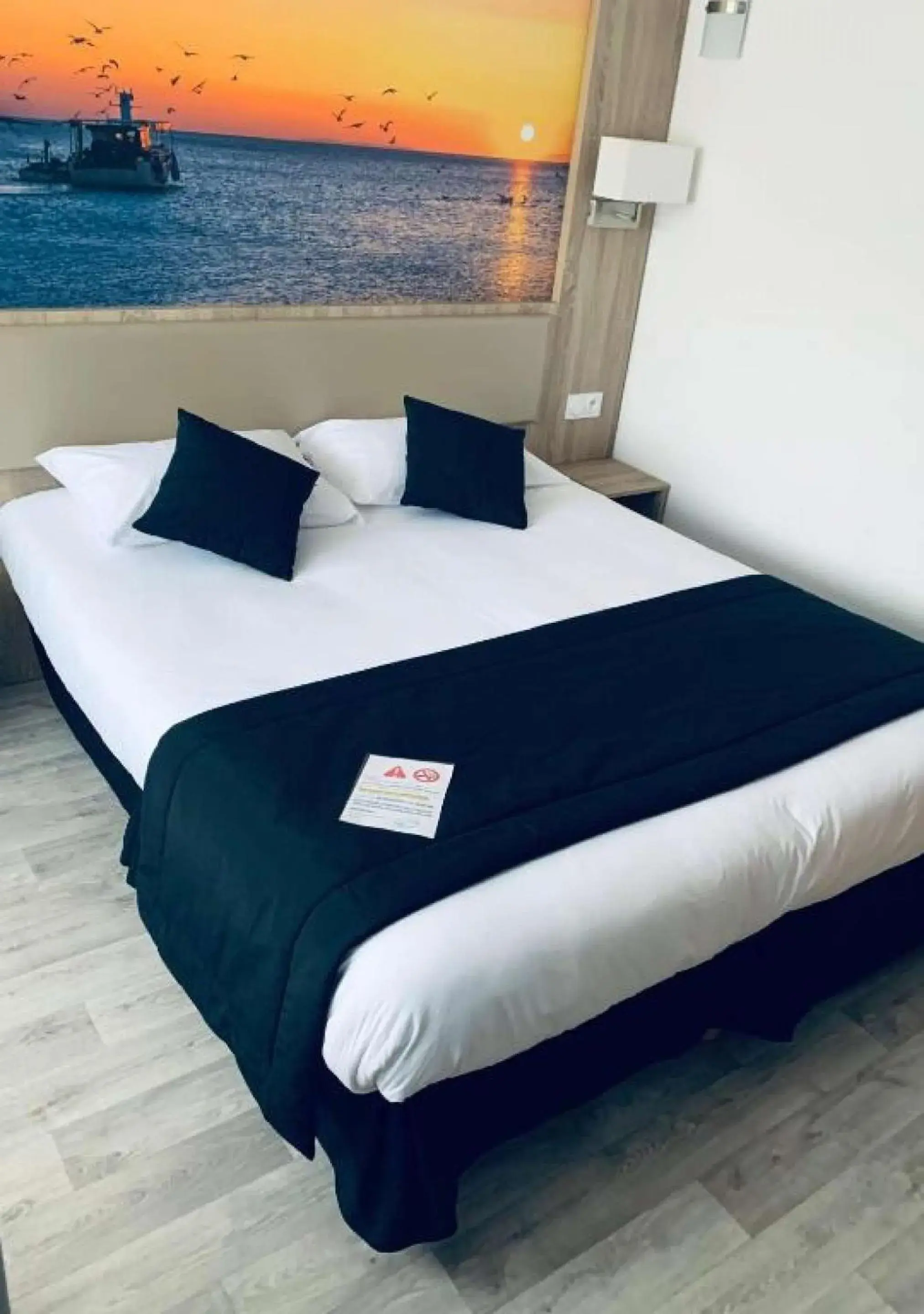 Two Connecting Rooms in BRIT HOTEL Confort MORLAIX Two Connecting Rooms in BRIT HOTEL Confort MORLAIX